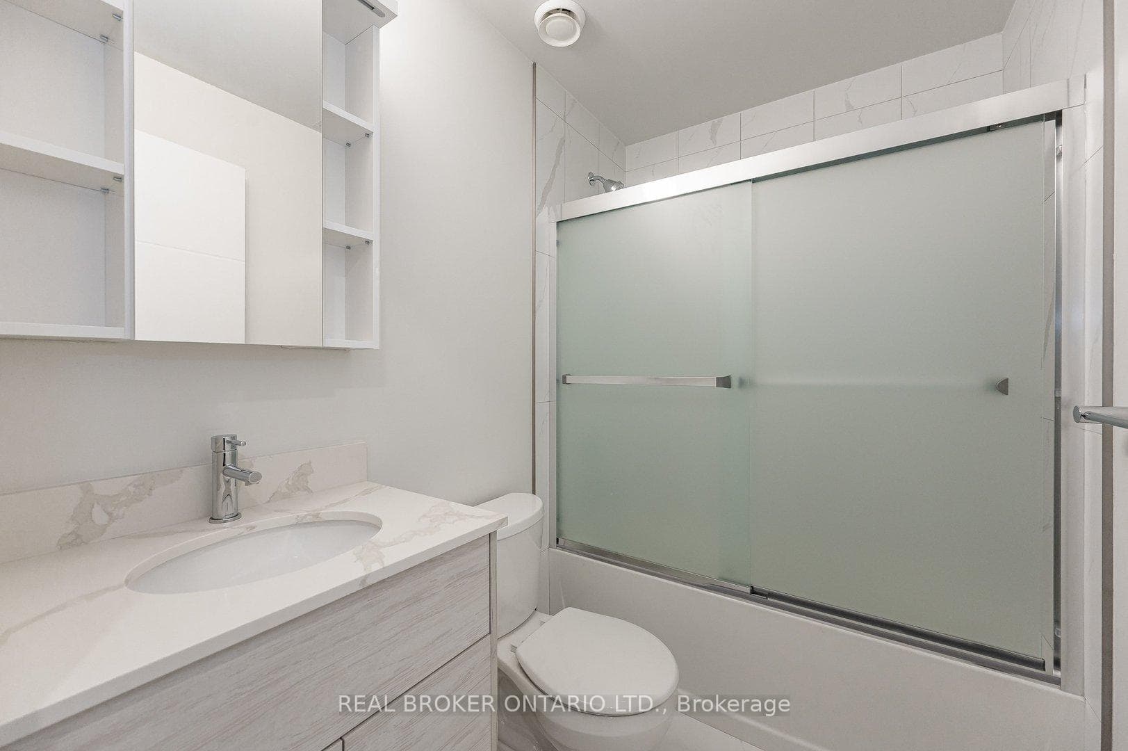 60 Frederick Street Unit 2509 photo 8