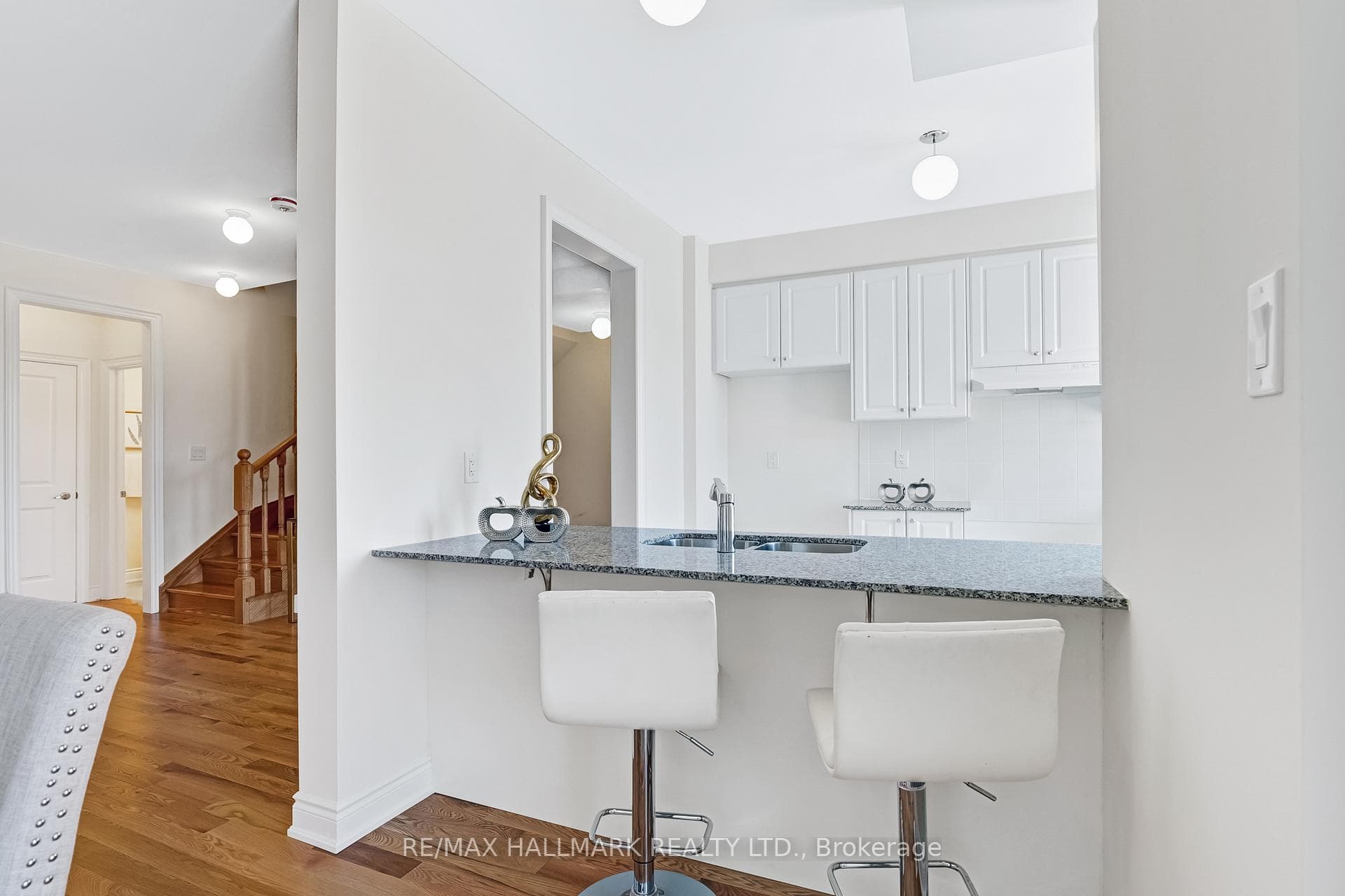 11 Tennant Circle photo 17