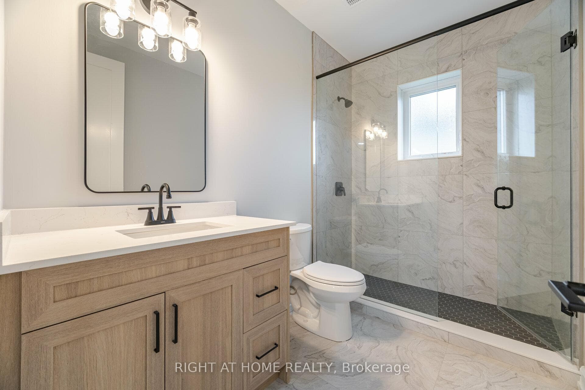 7934 Woodbine Street photo 13