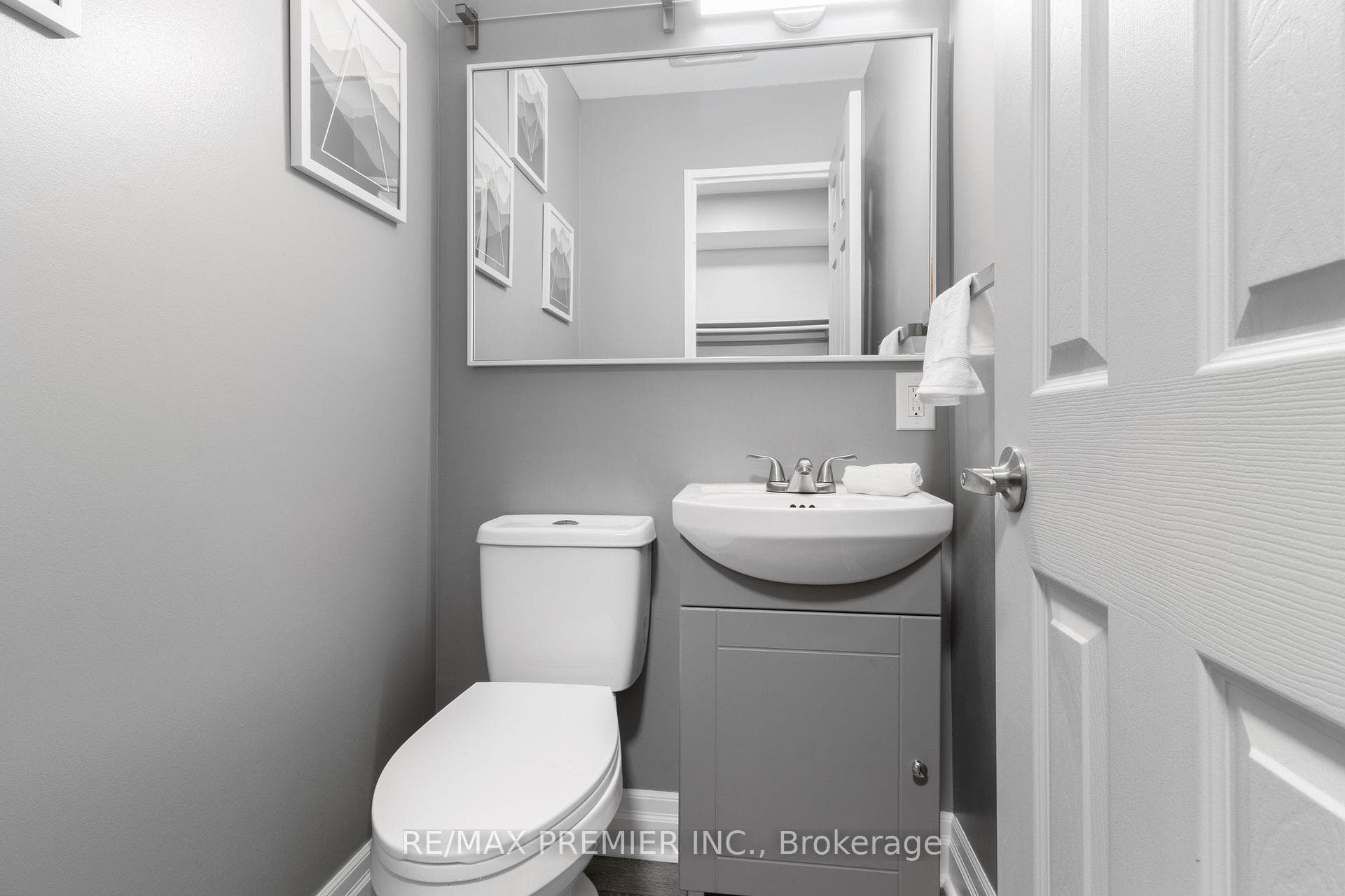2095 Roche Court Unit 139 photo 22