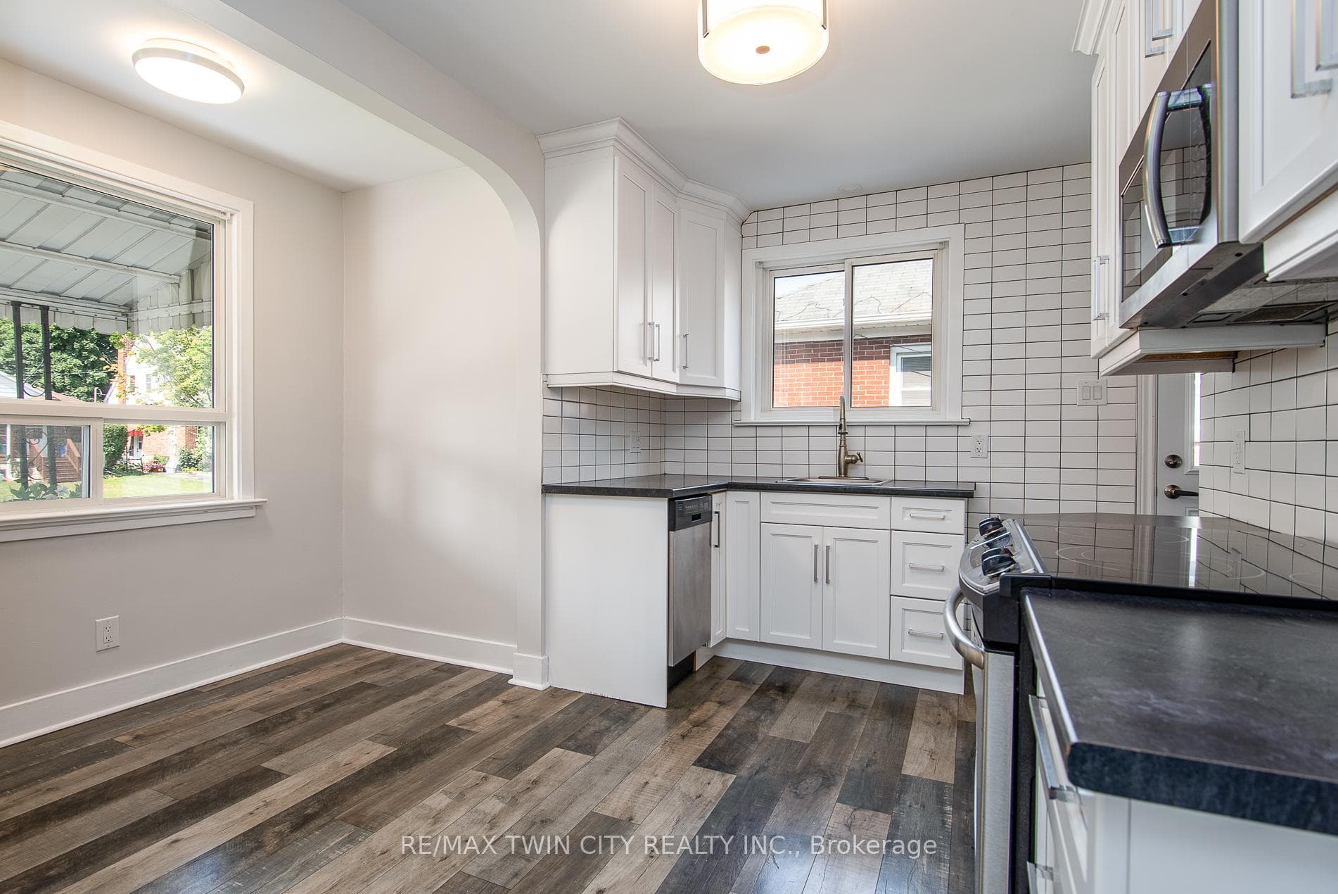 204 Bedford Road photo 8