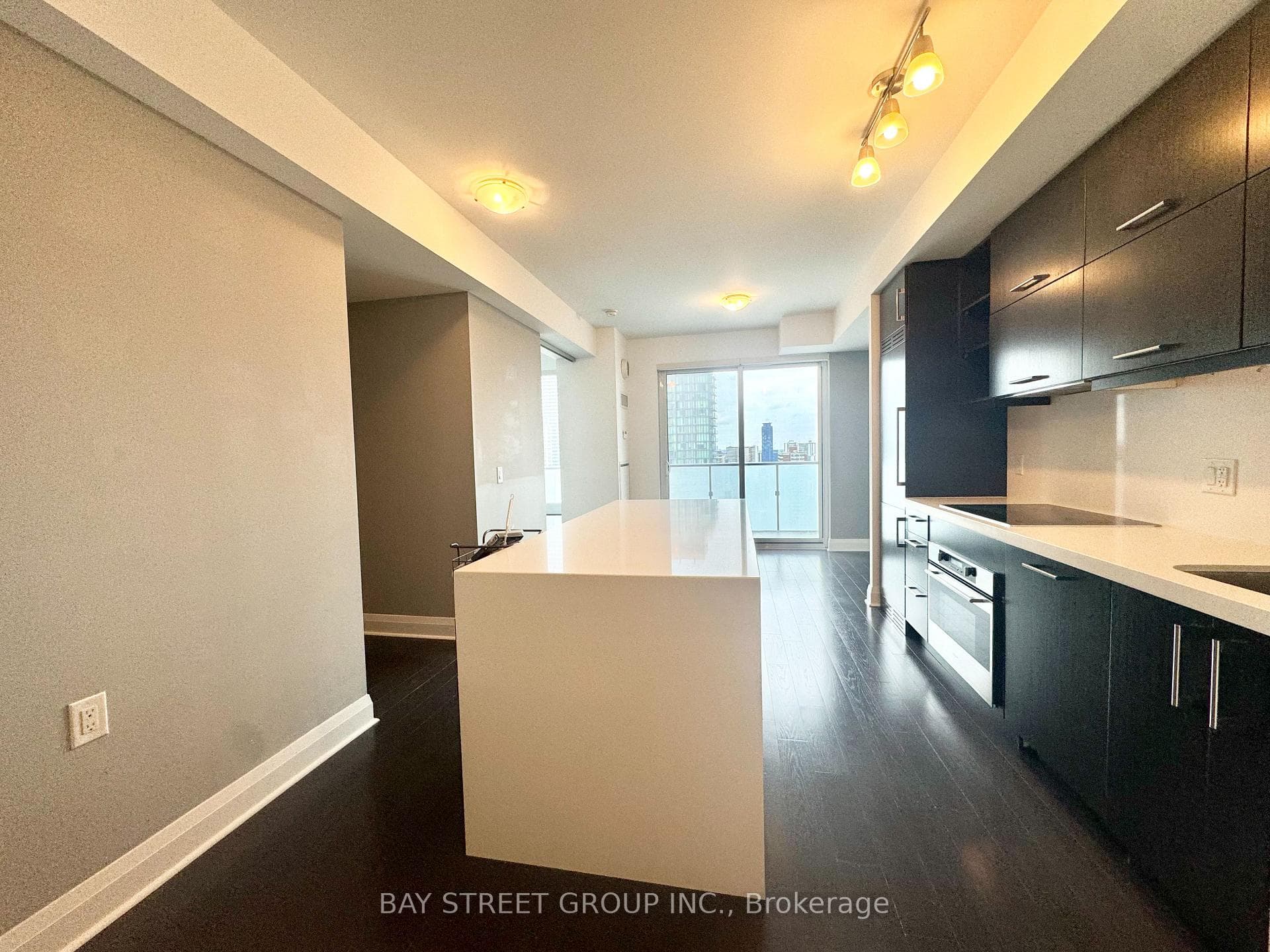1080 Bay Street Unit 2601 photo 11