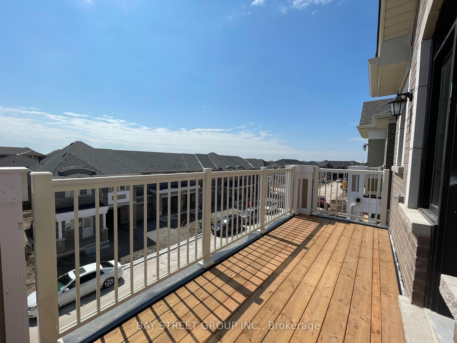1829 Thames Circle photo 30
