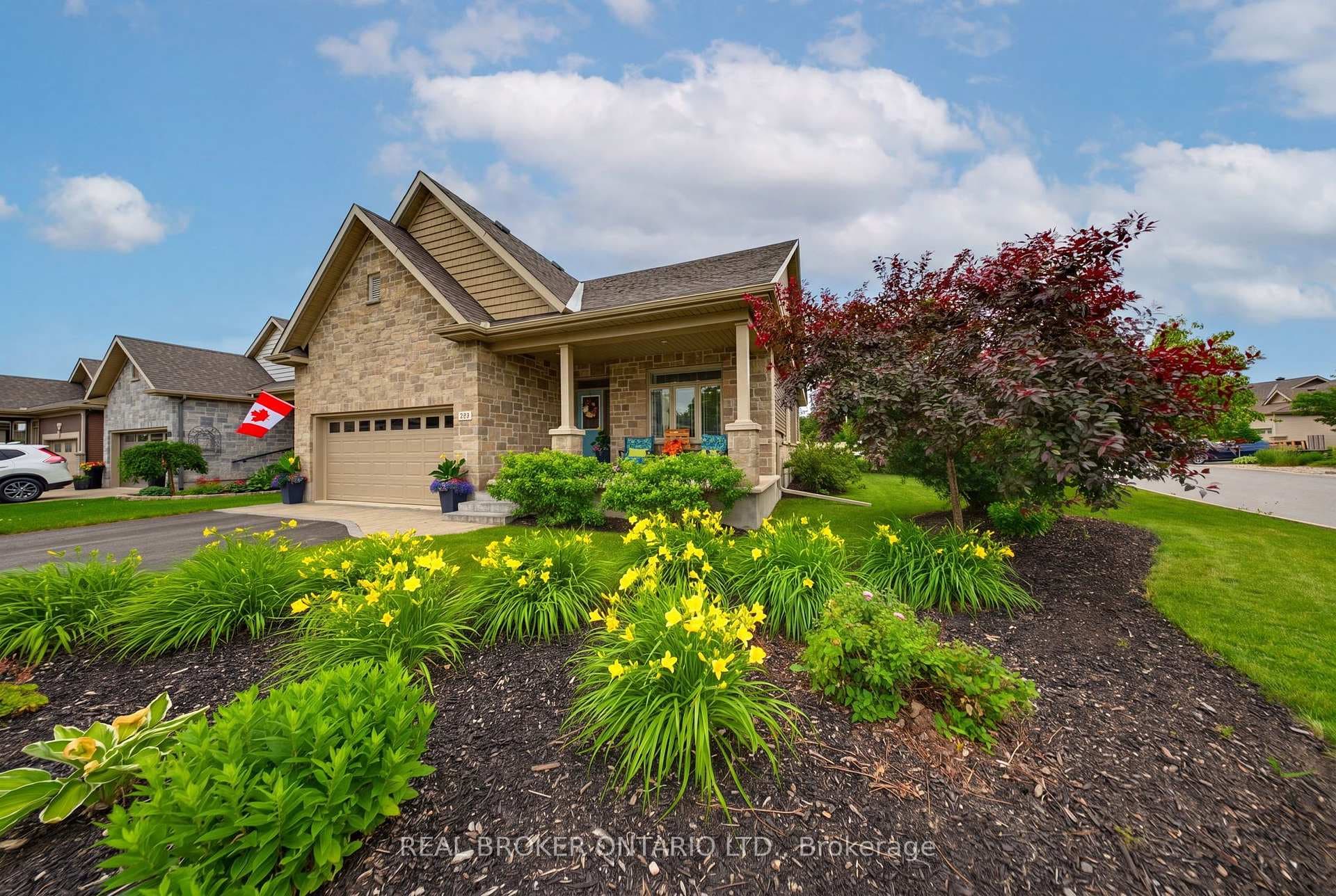 341 Bobolink Ridge photo 1