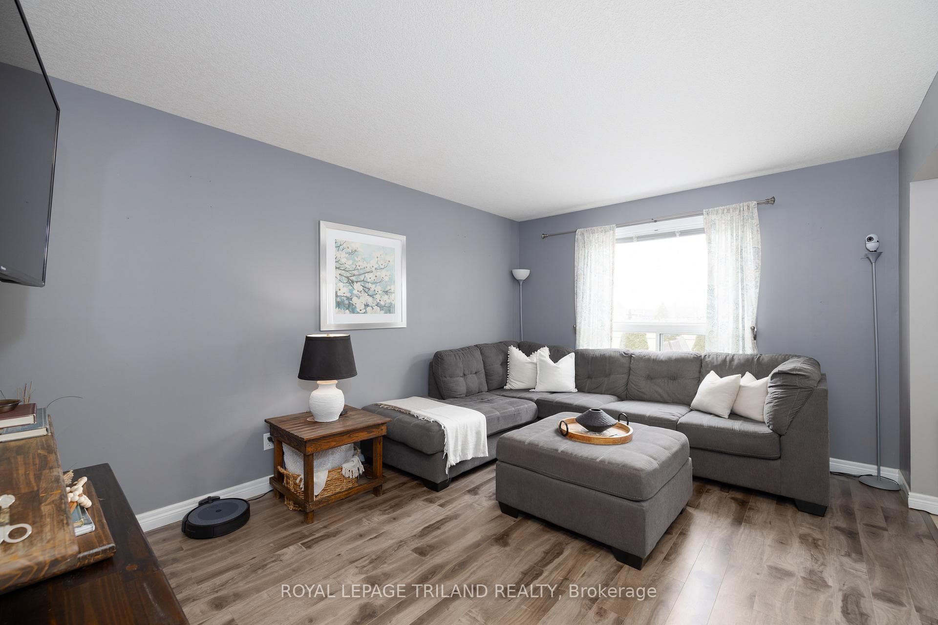 545 Highview Drive photo 5