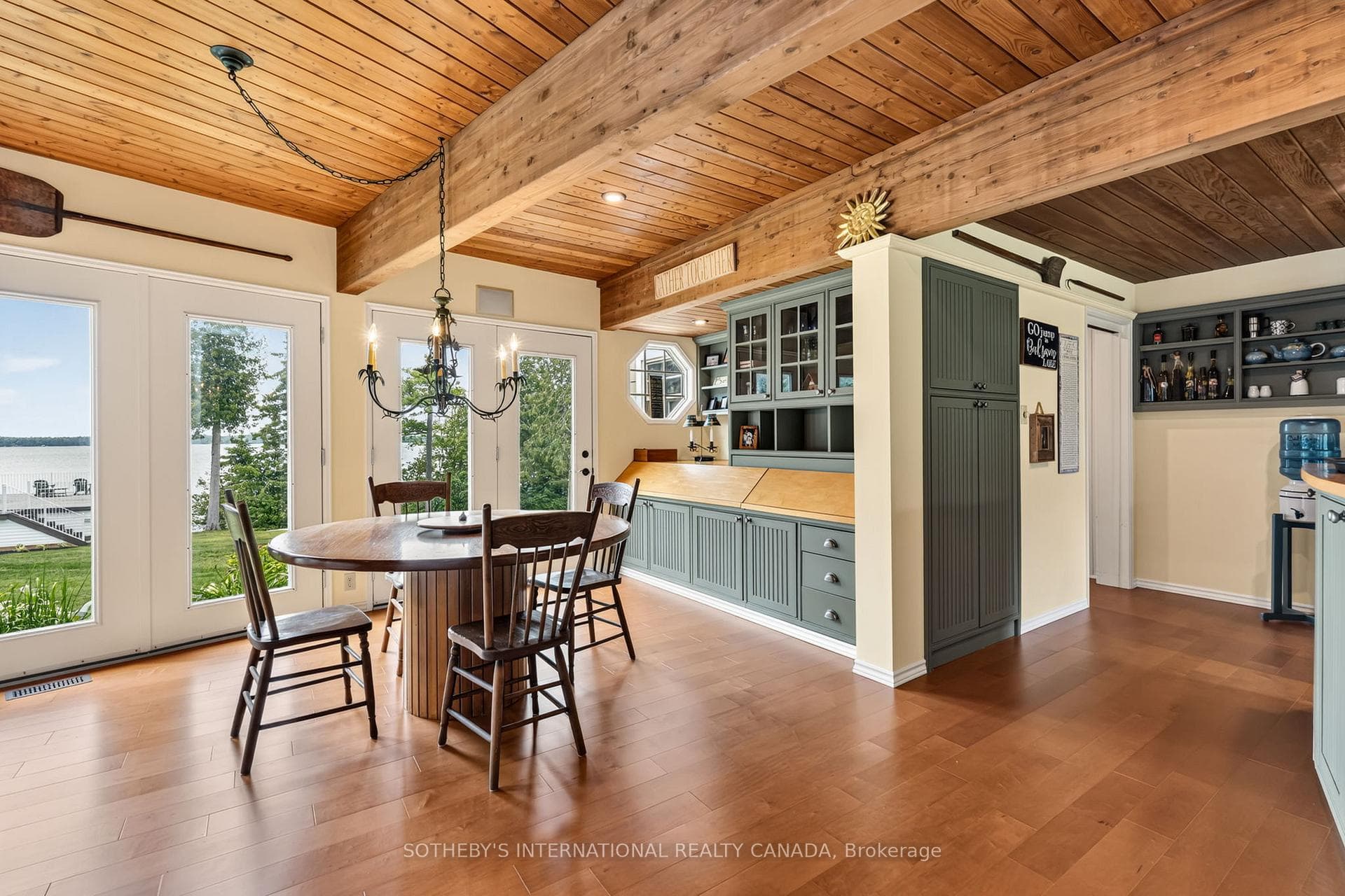 101 Ridge Drive photo 10