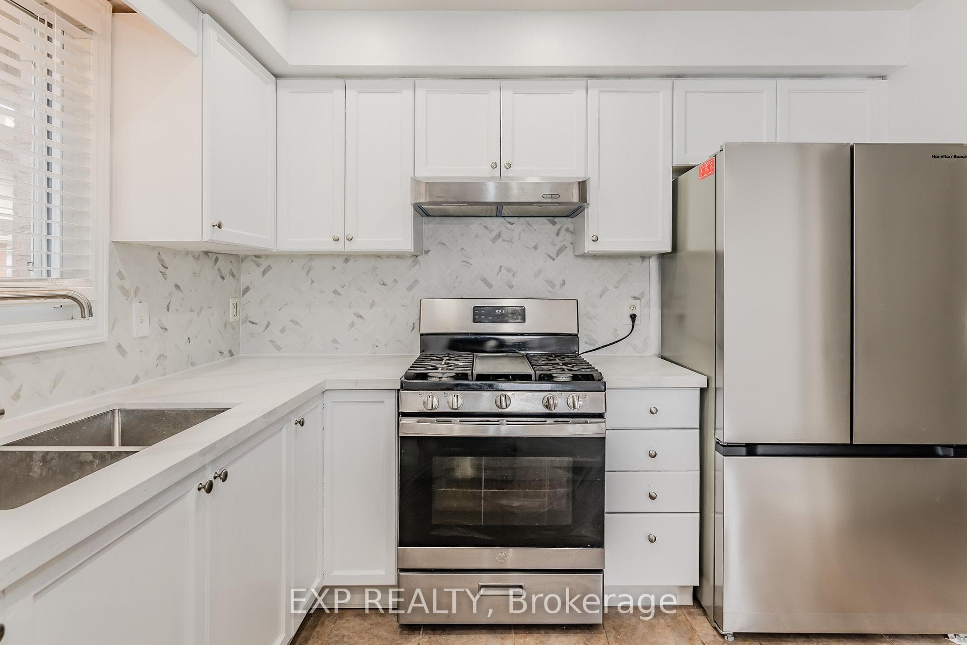 160 Provident Way photo 12
