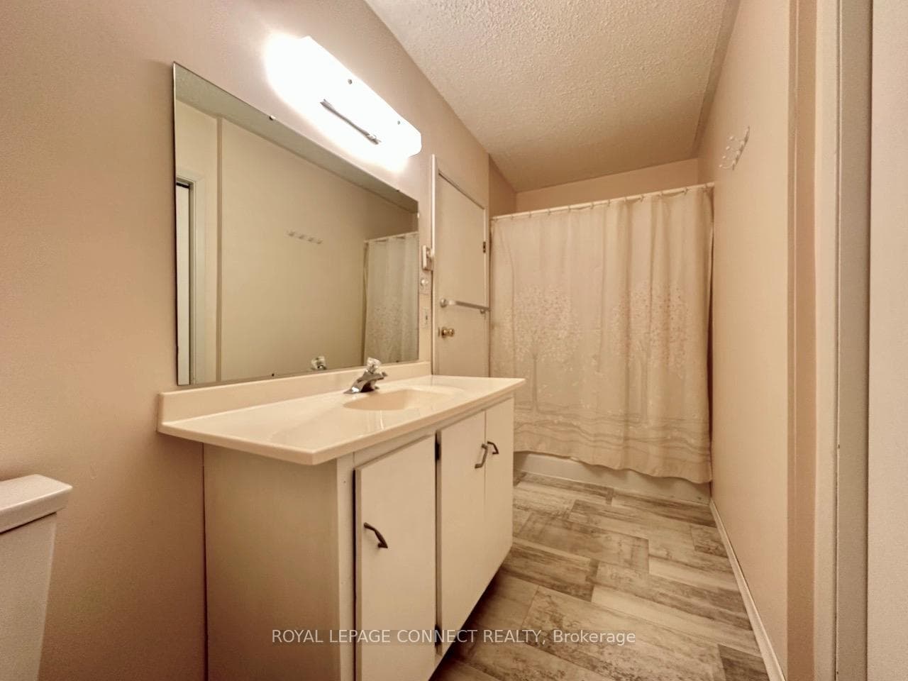 1775 Bowmanville Avenue Unit A photo 10