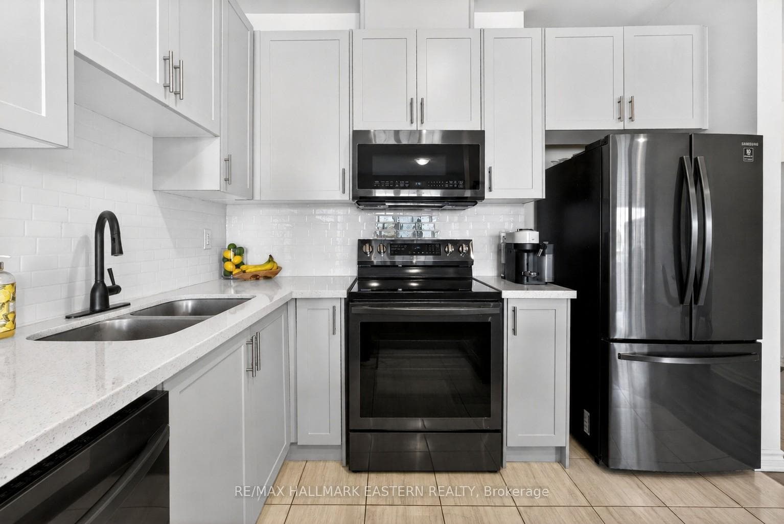 31 Elmhurst Street photo 8