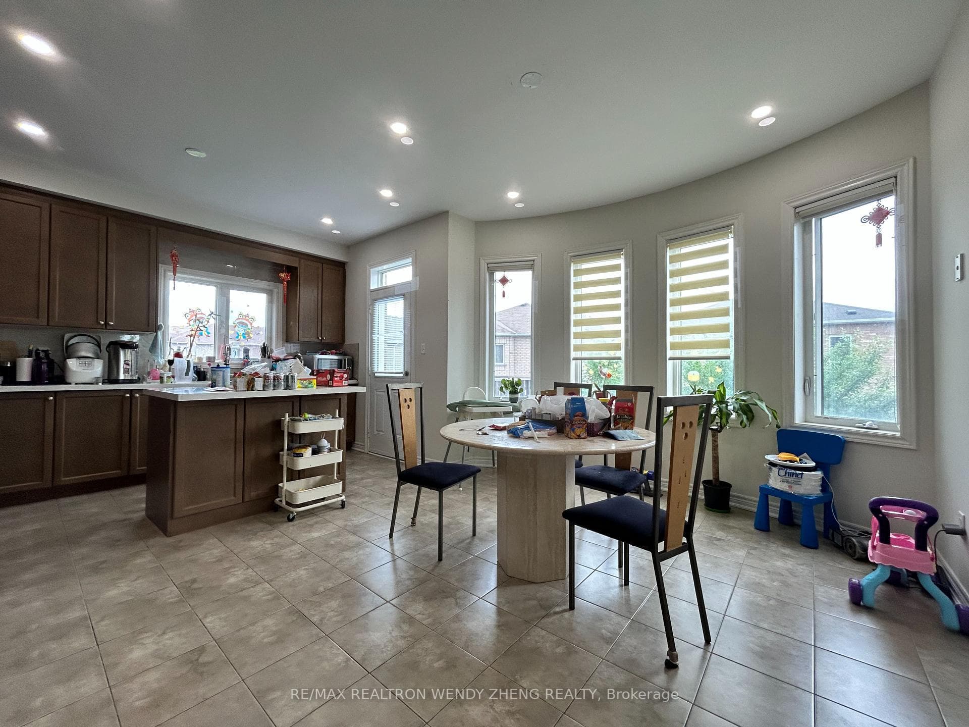 1137 ATKINS Drive photo 6