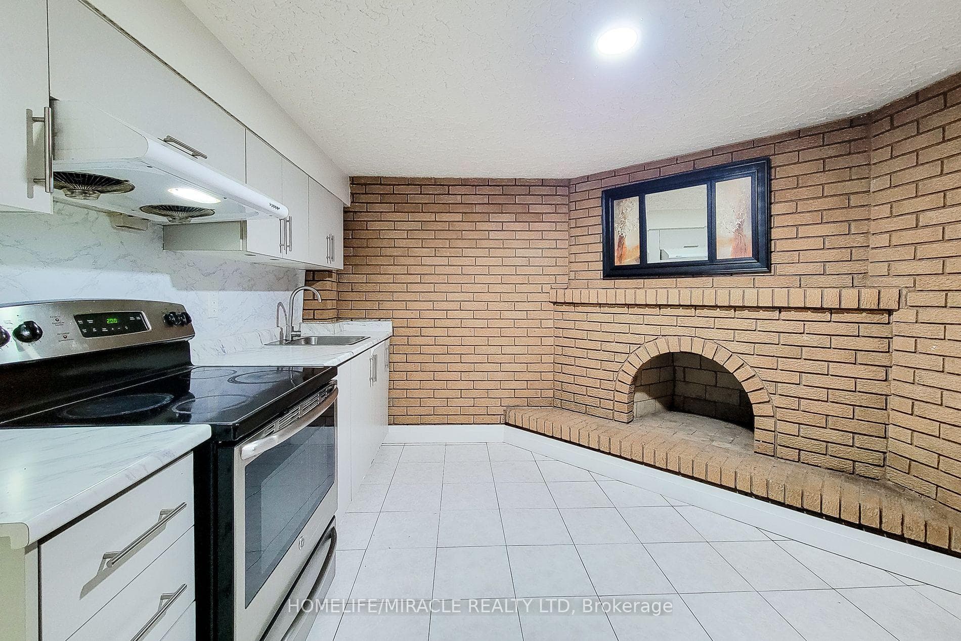 12 Maitland Avenue photo 35