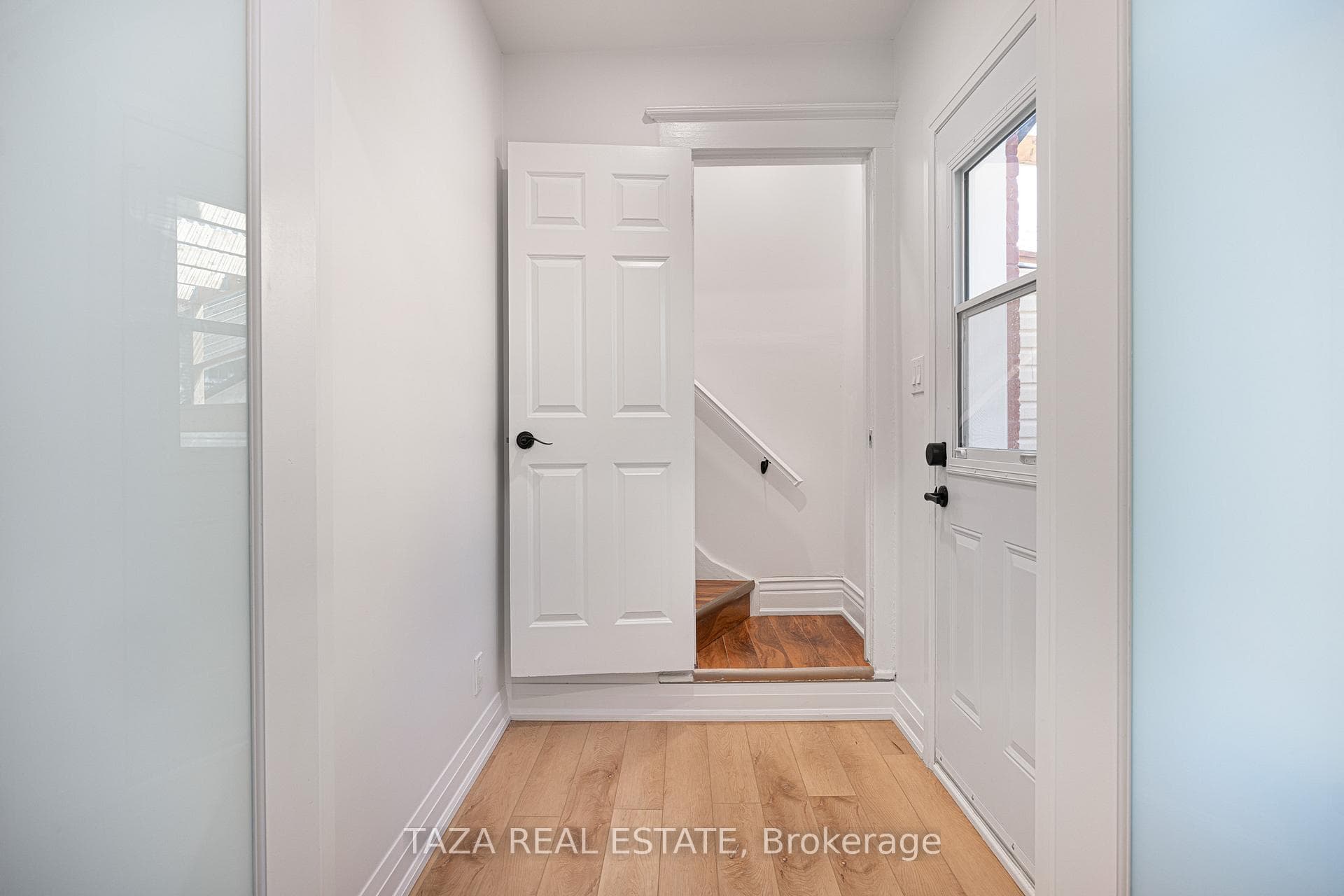 46 Euclid Avenue photo 14