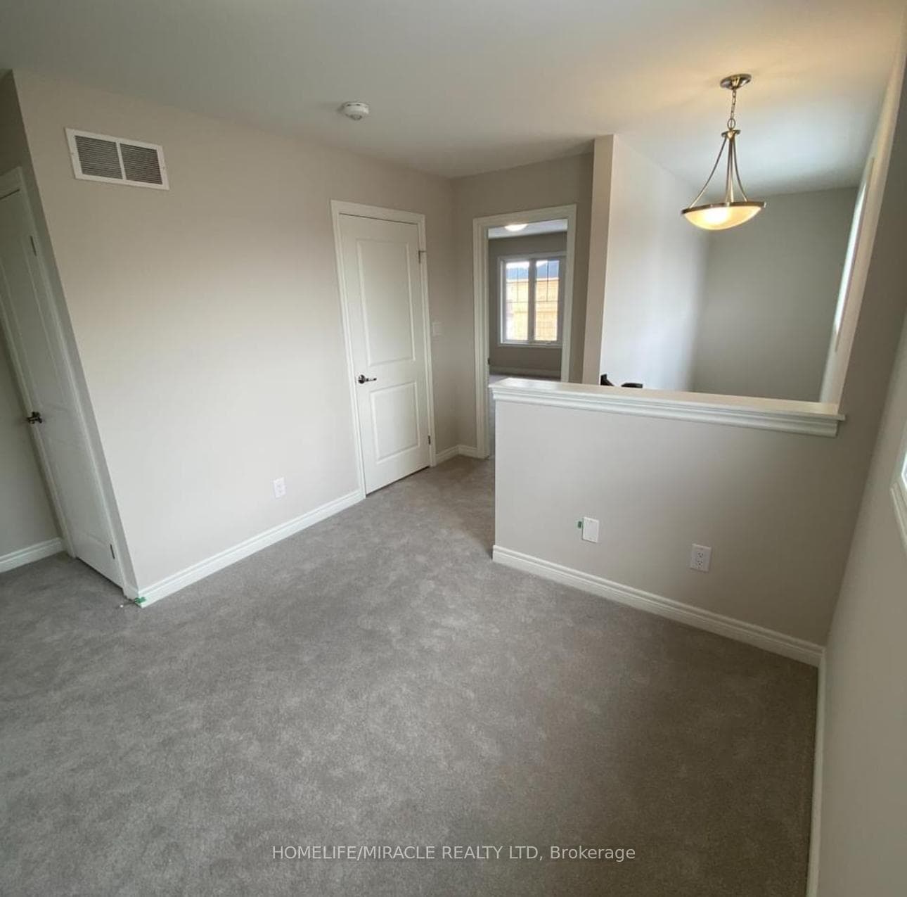57 Sycamore Street photo 13