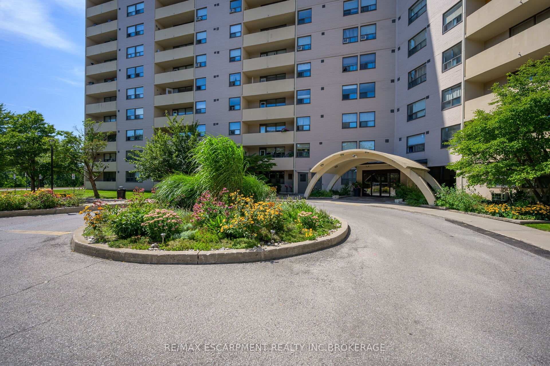 700 Dynes Road Unit 1101 photo 4