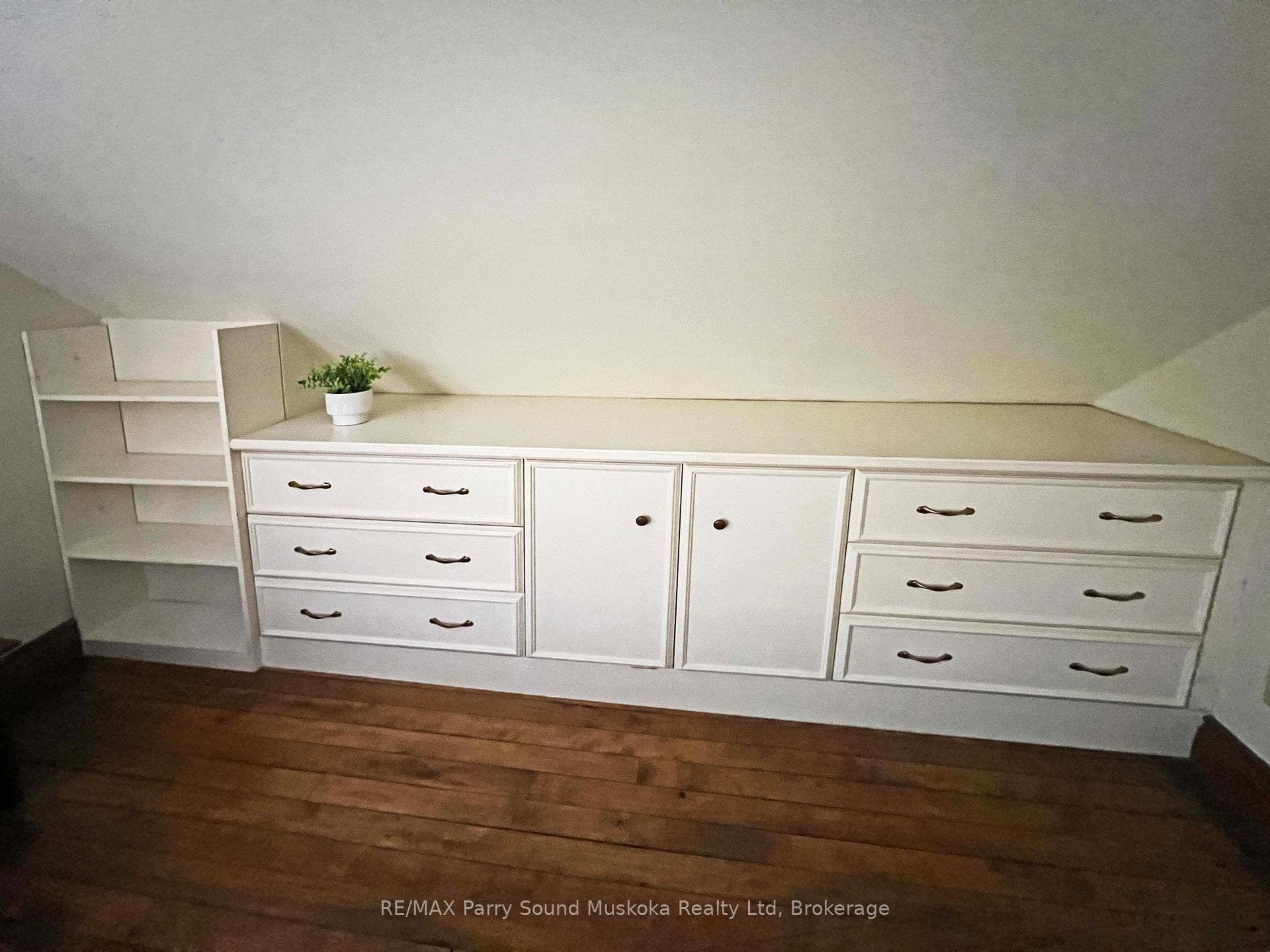 Built in dressers