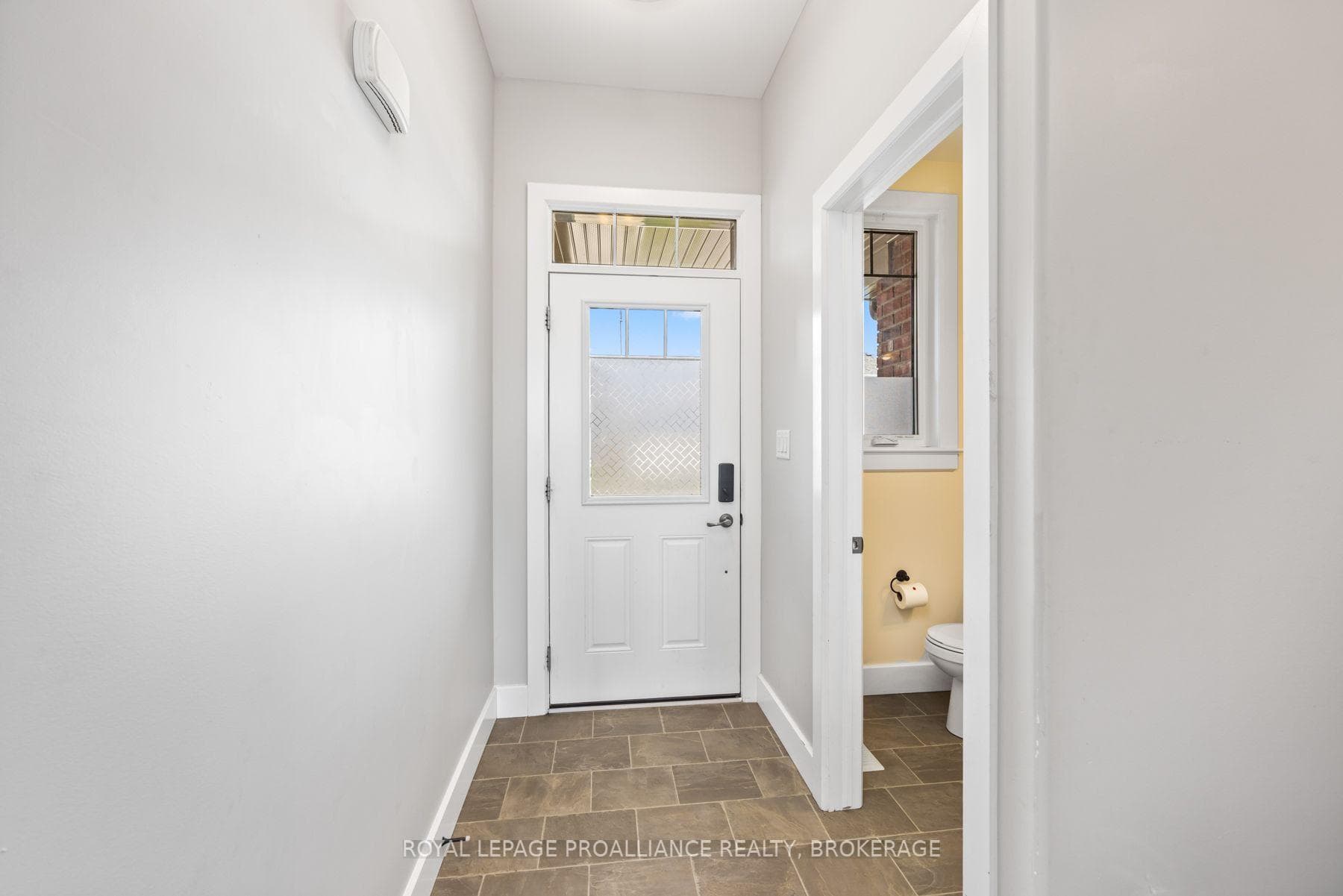 184 Dr Richard James Crescent photo 12