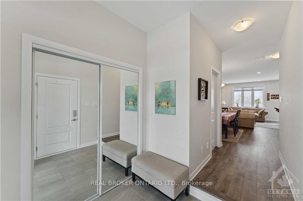 510 PROMINENCE Way photo 2