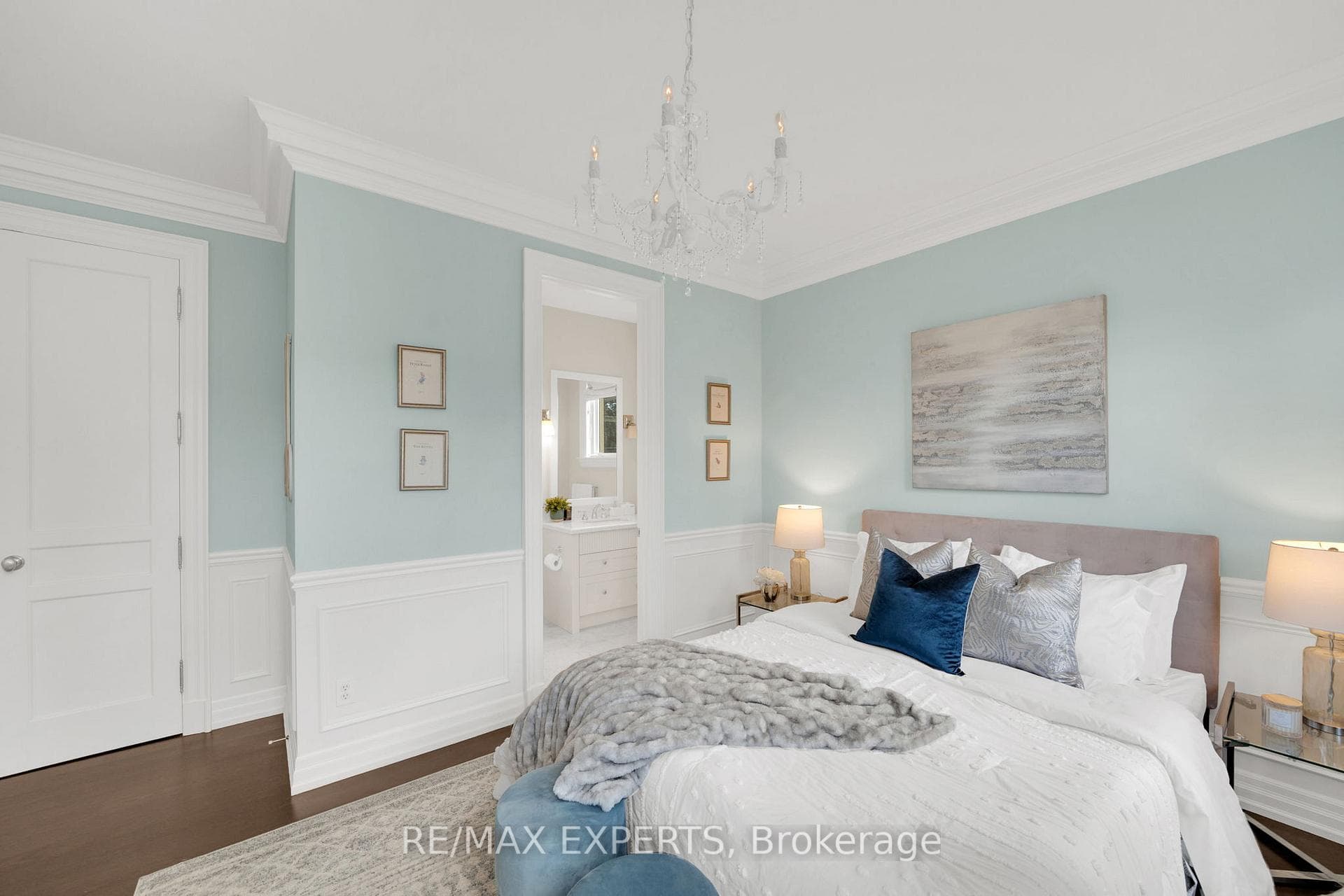 181 Kingslynn Drive photo 24
