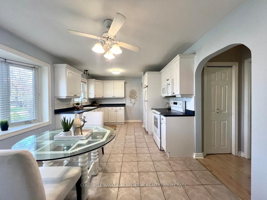 4005 Miller Avenue photo 8