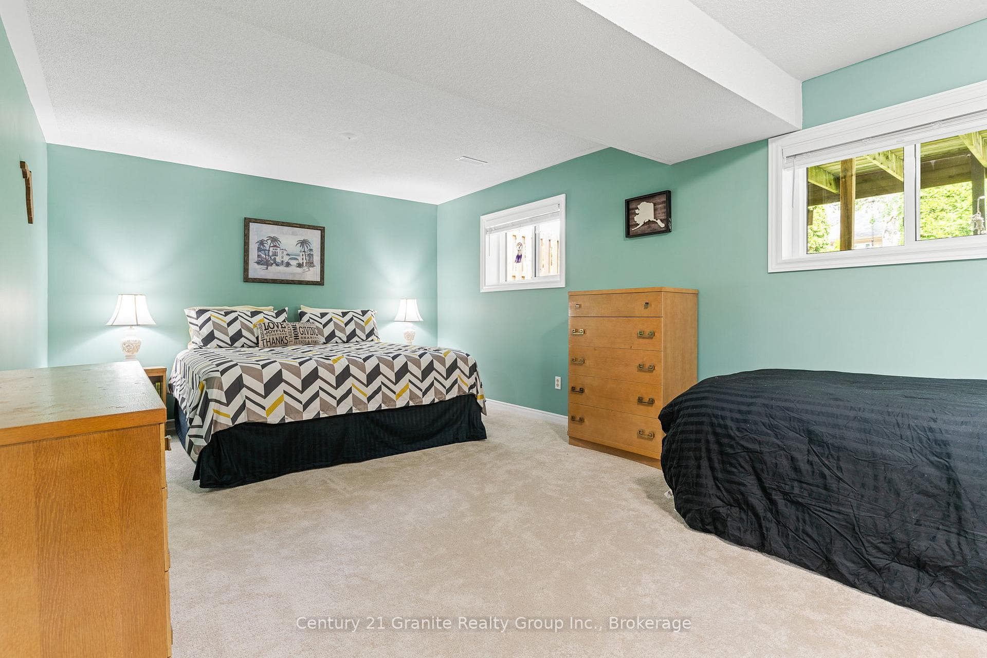 4 Birch Crescent photo 36