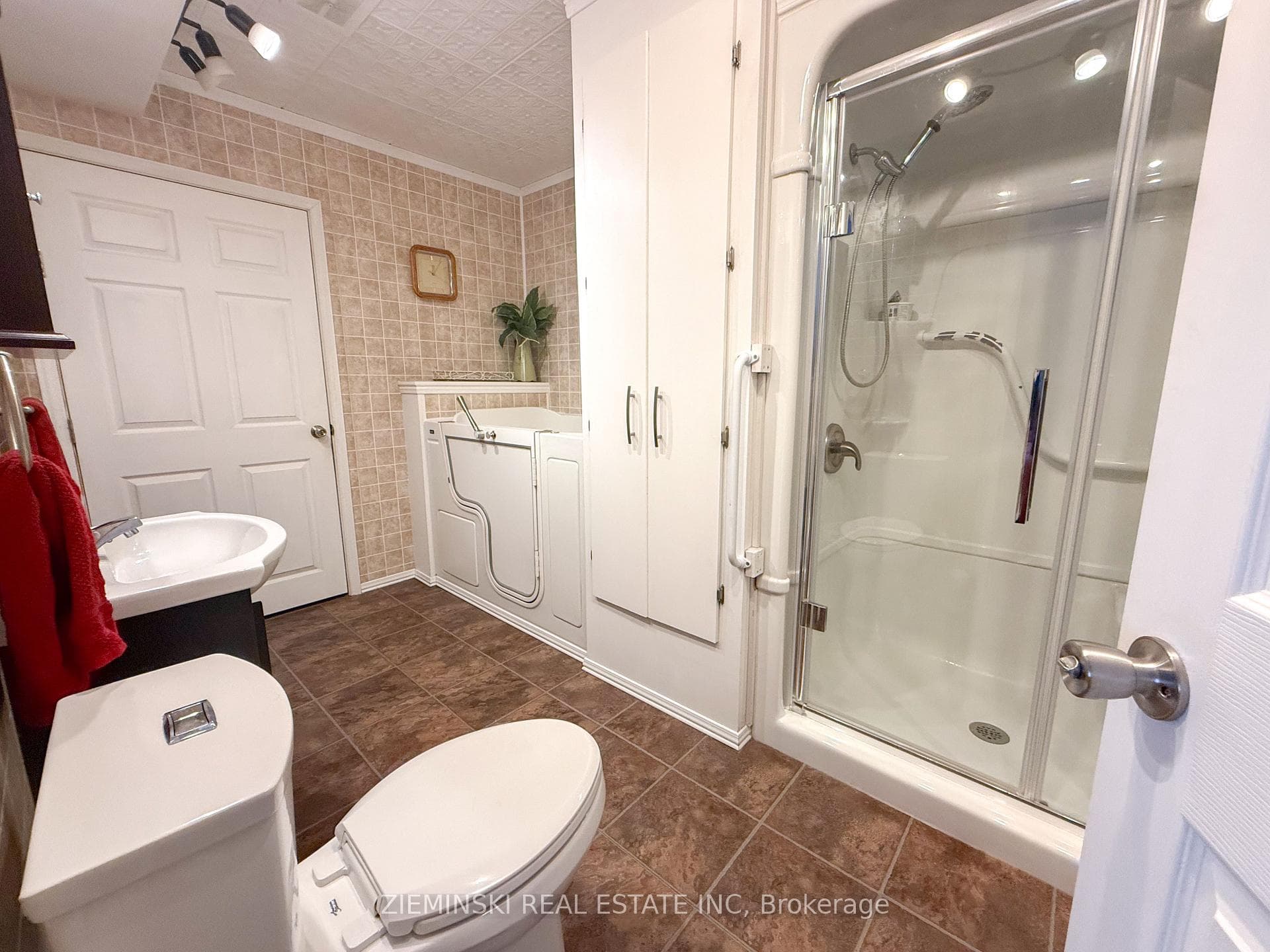 107 New Circle Place photo 20