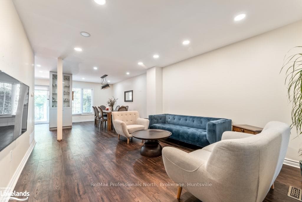 92 OLDHILL Street photo 6