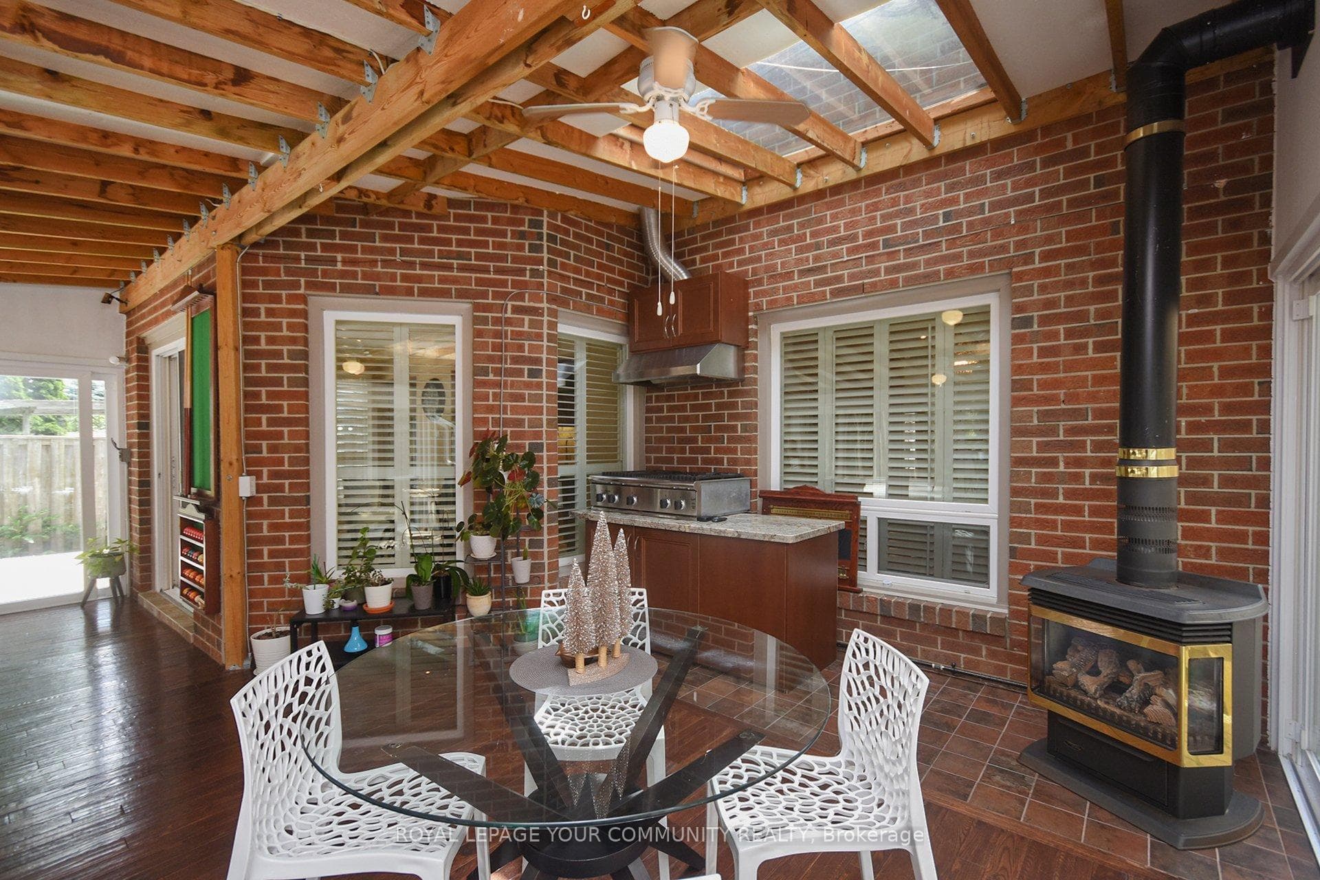 38 Tomlin Crescent photo 16