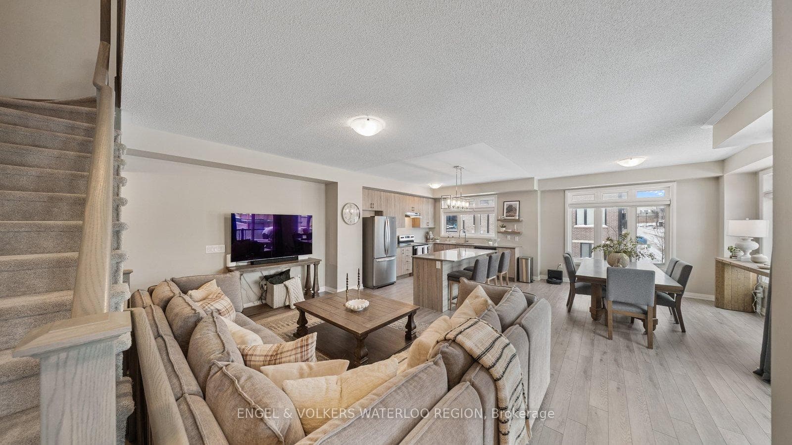 585 Colborne Street Unit 501 photo 14