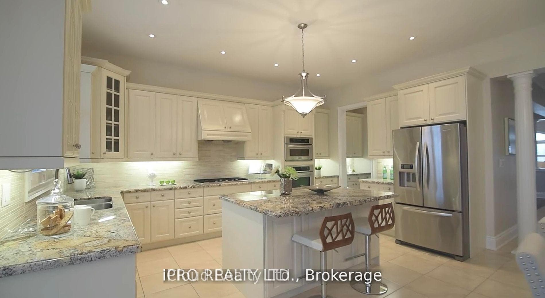 5116 Summersky Court photo 10