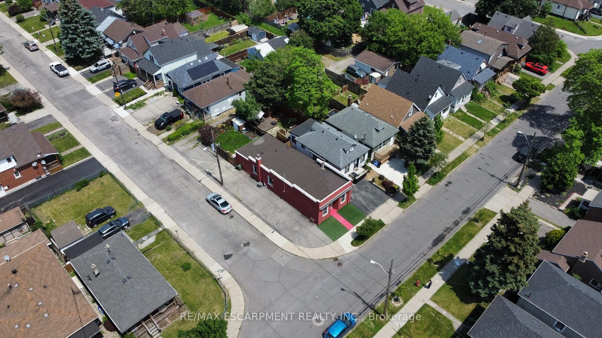 141 McAnulty Boulevard photo 44