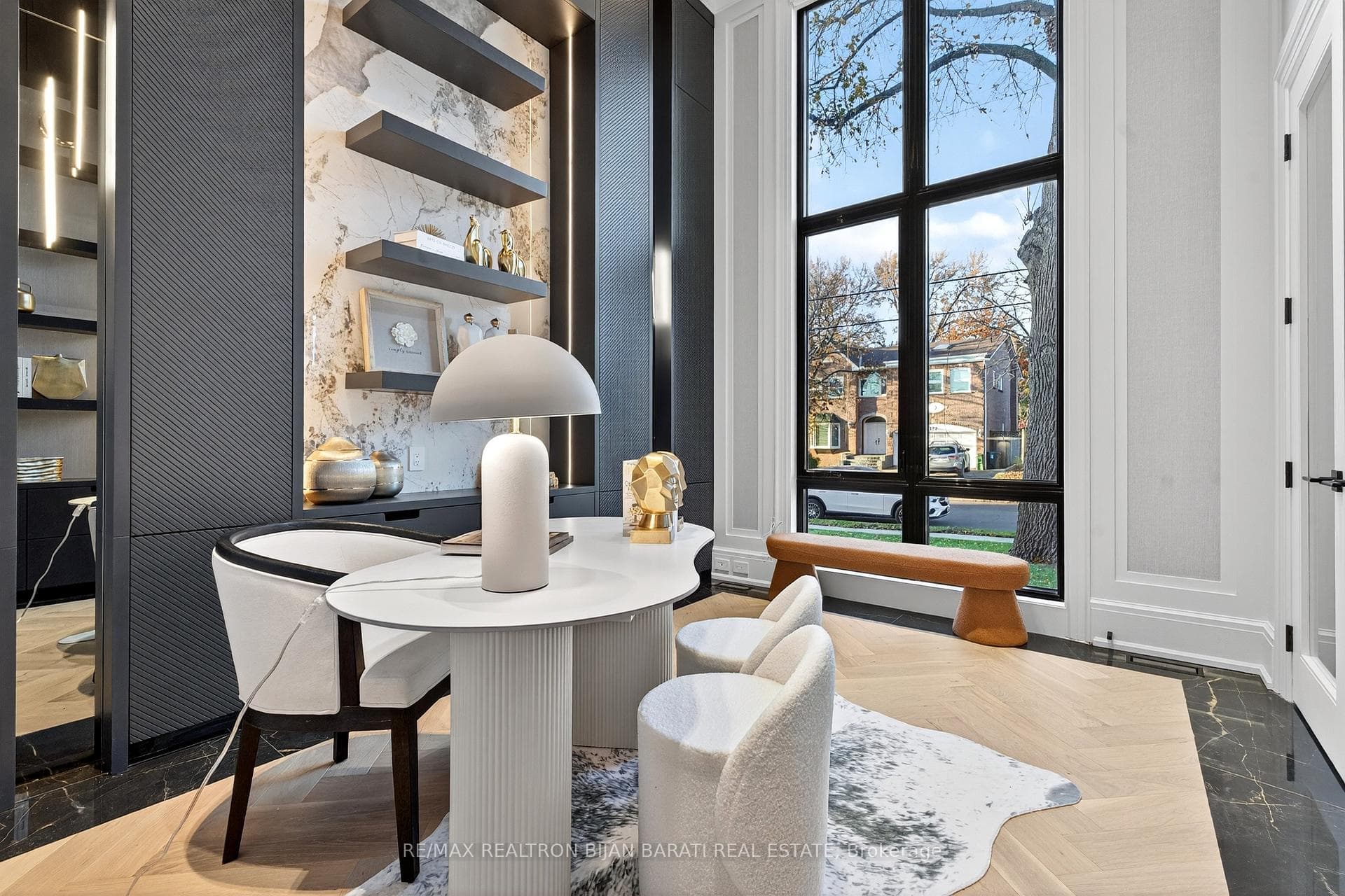 135 Alfred Avenue photo 19