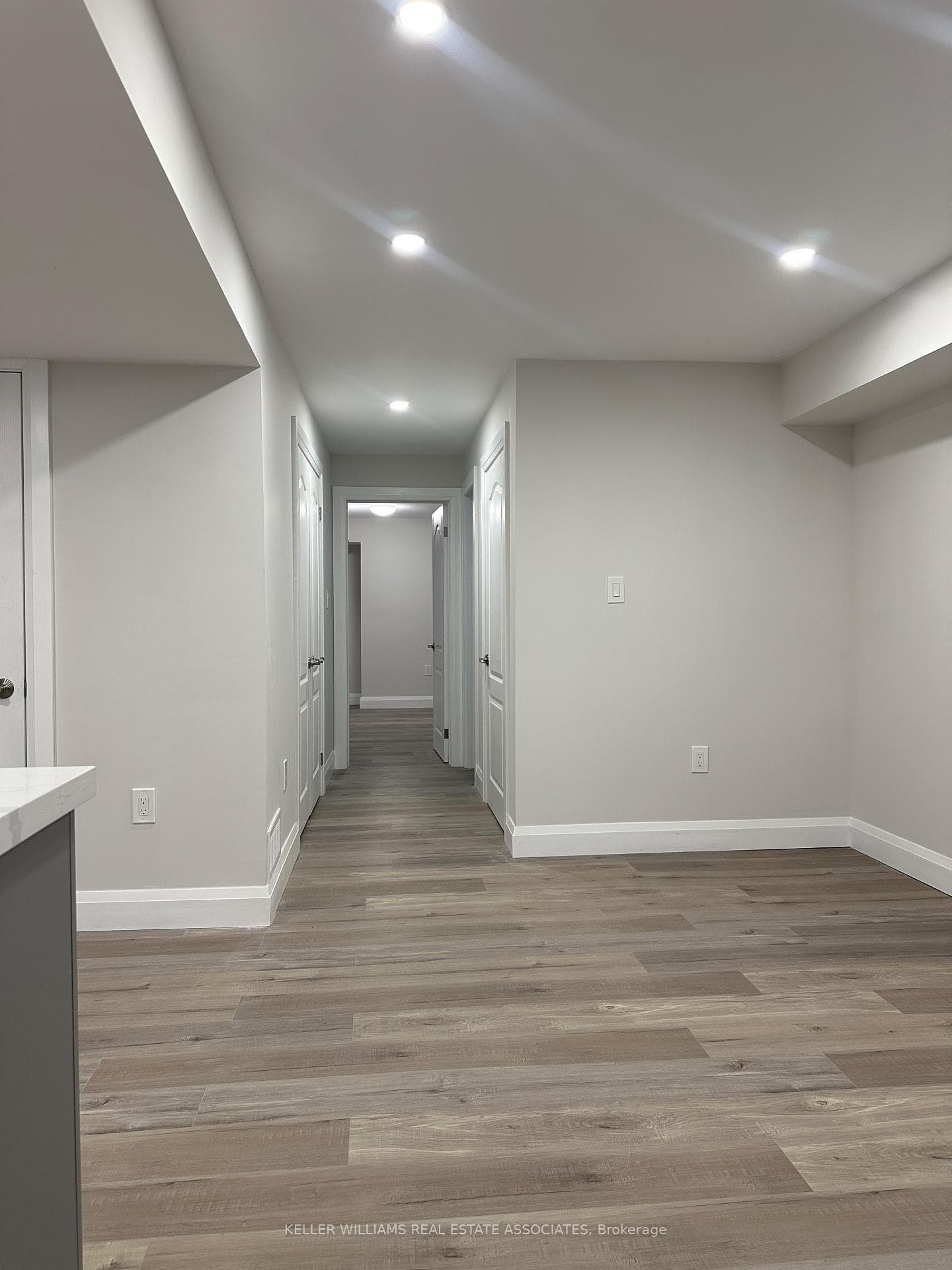 24 Hubbell Road photo 10