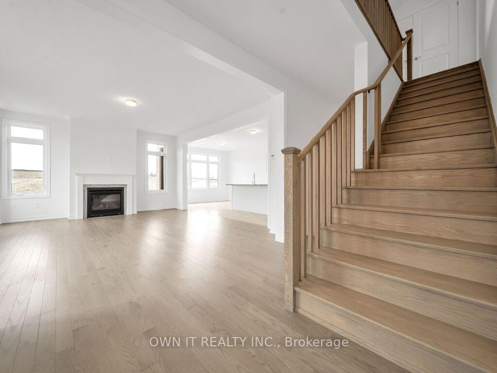 97 Thicketwood Avenue photo 9