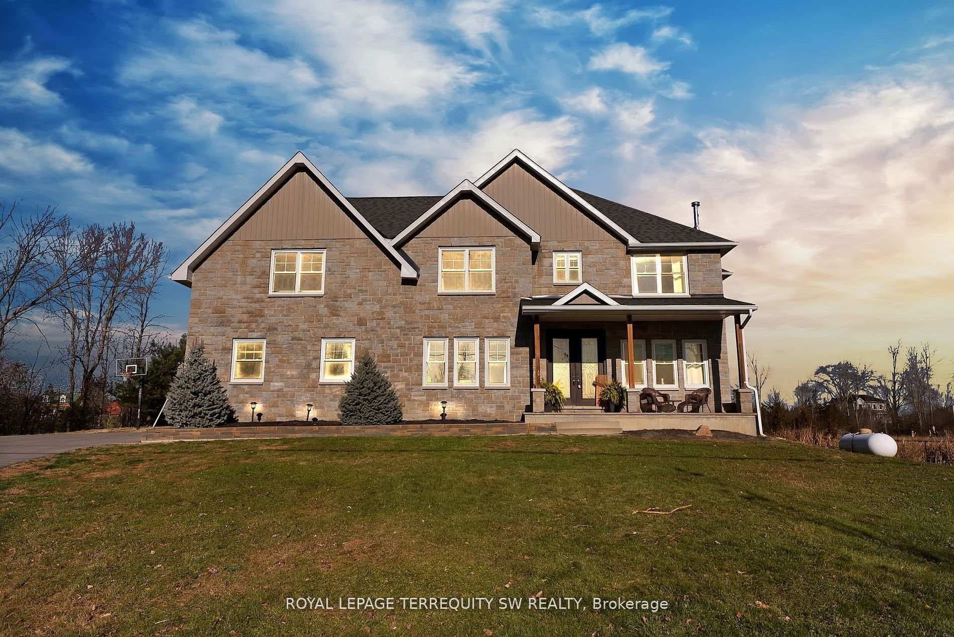 2299 Blessington Road photo 1