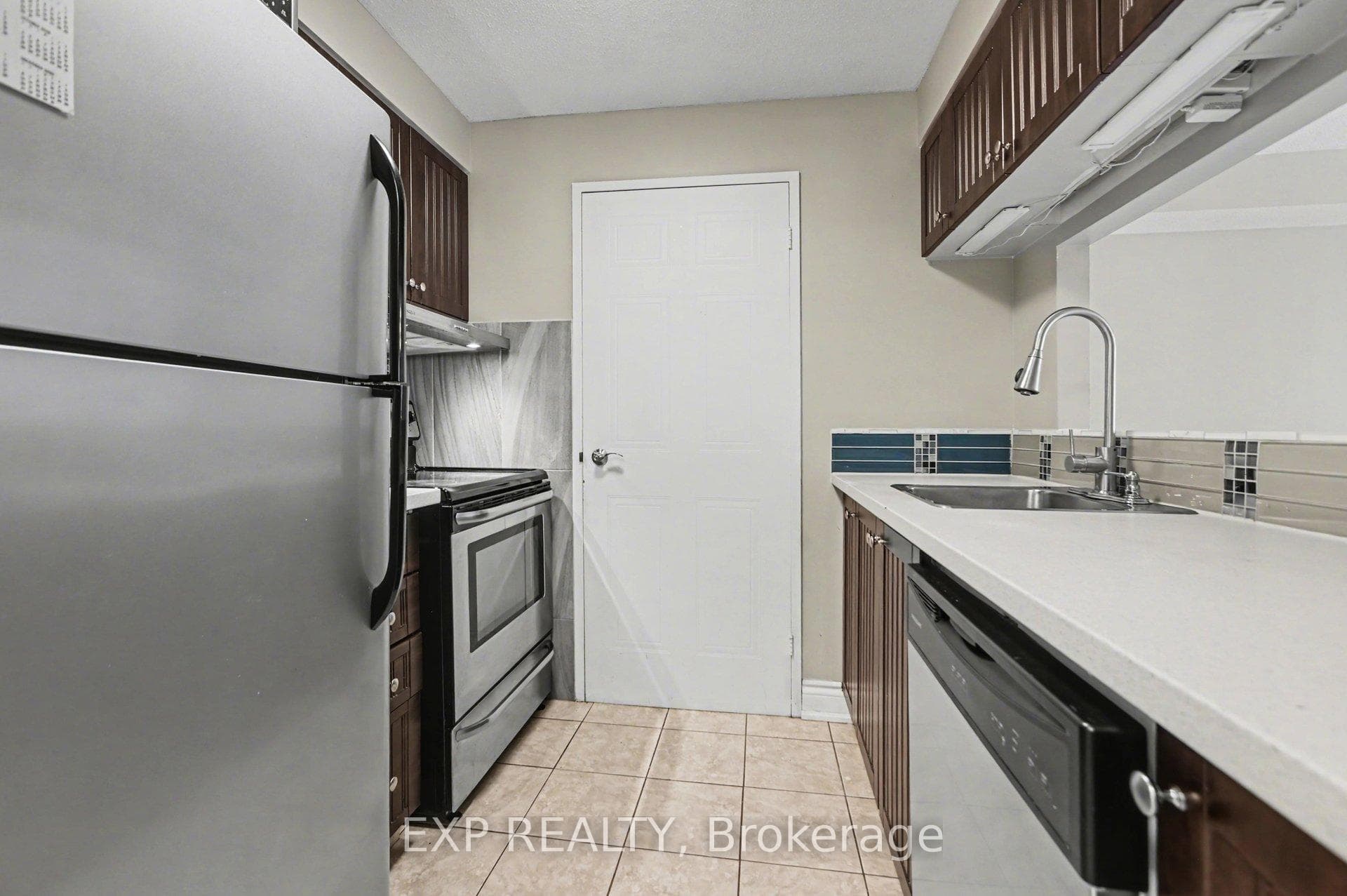 80 Sandcastle Drive Unit 404 photo 8
