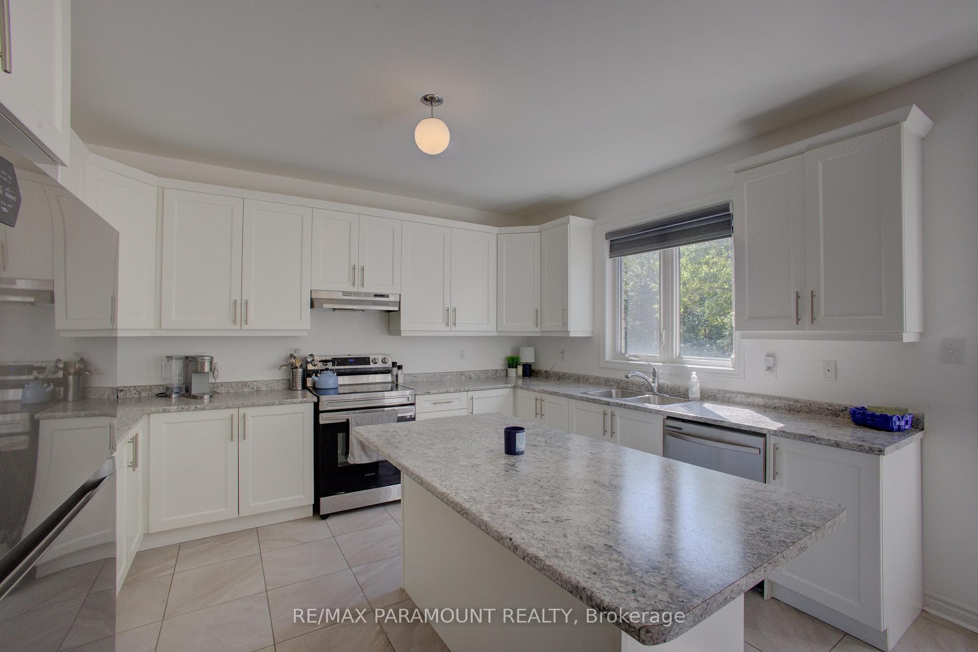 30 Kirby Avenue photo 27