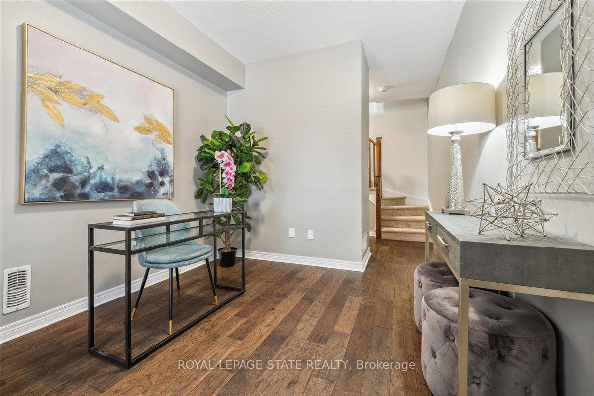 541 Winston Road Unit 37 photo 2