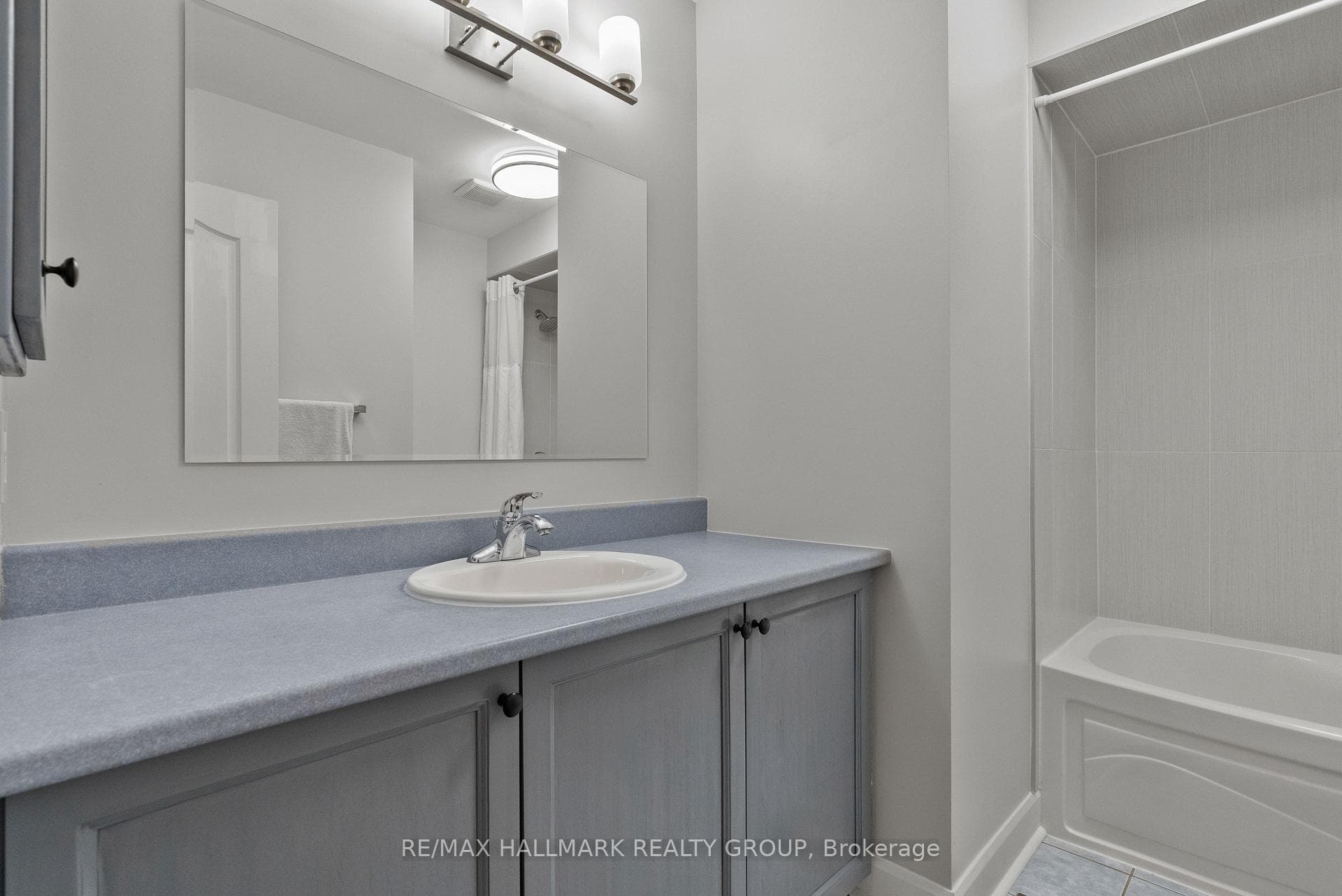 65 Alameda Way photo 27