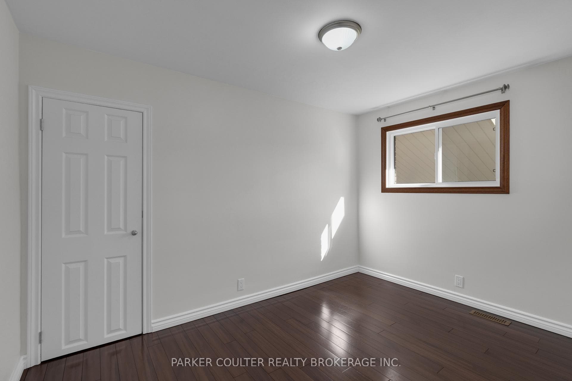 5 Ward Avenue photo 14