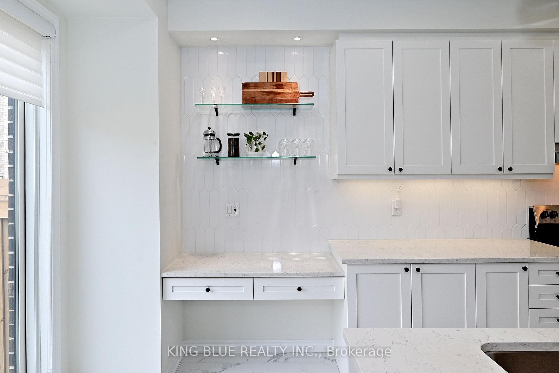 56 Lockyer Drive photo 15