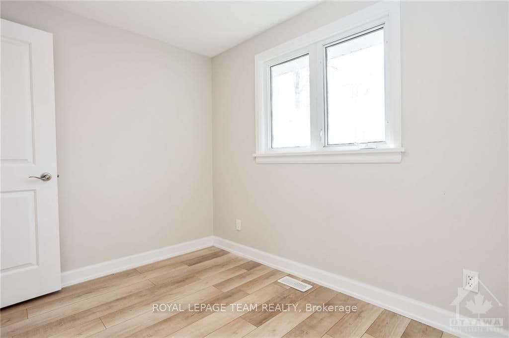 1955 BEACH Road photo 22