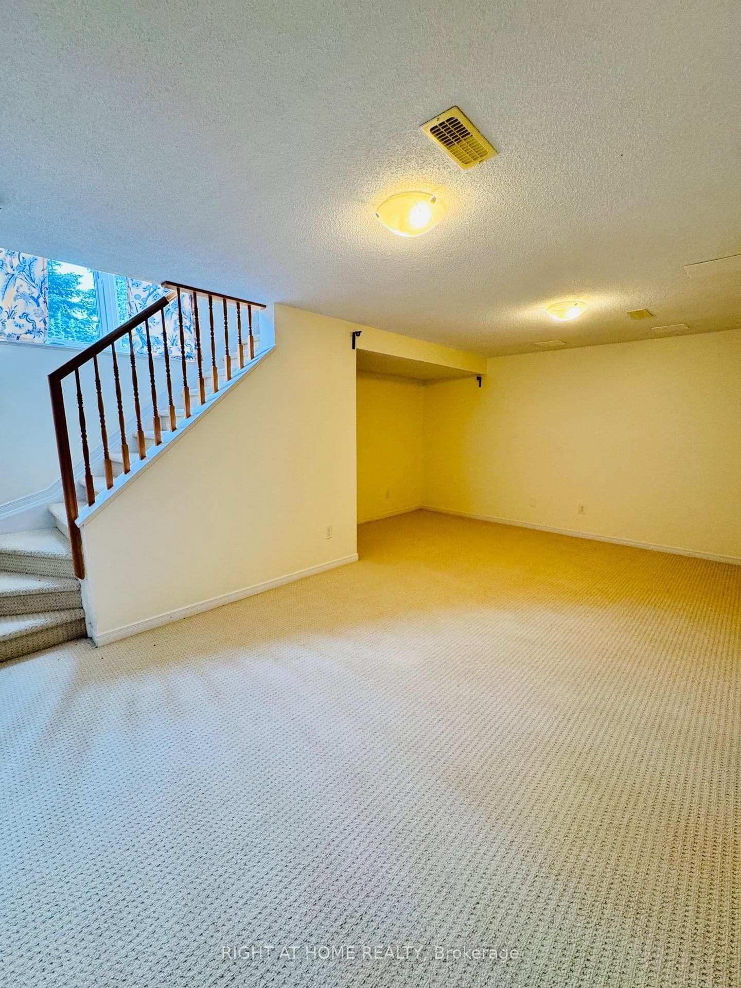 1069 Marconi Avenue photo 20