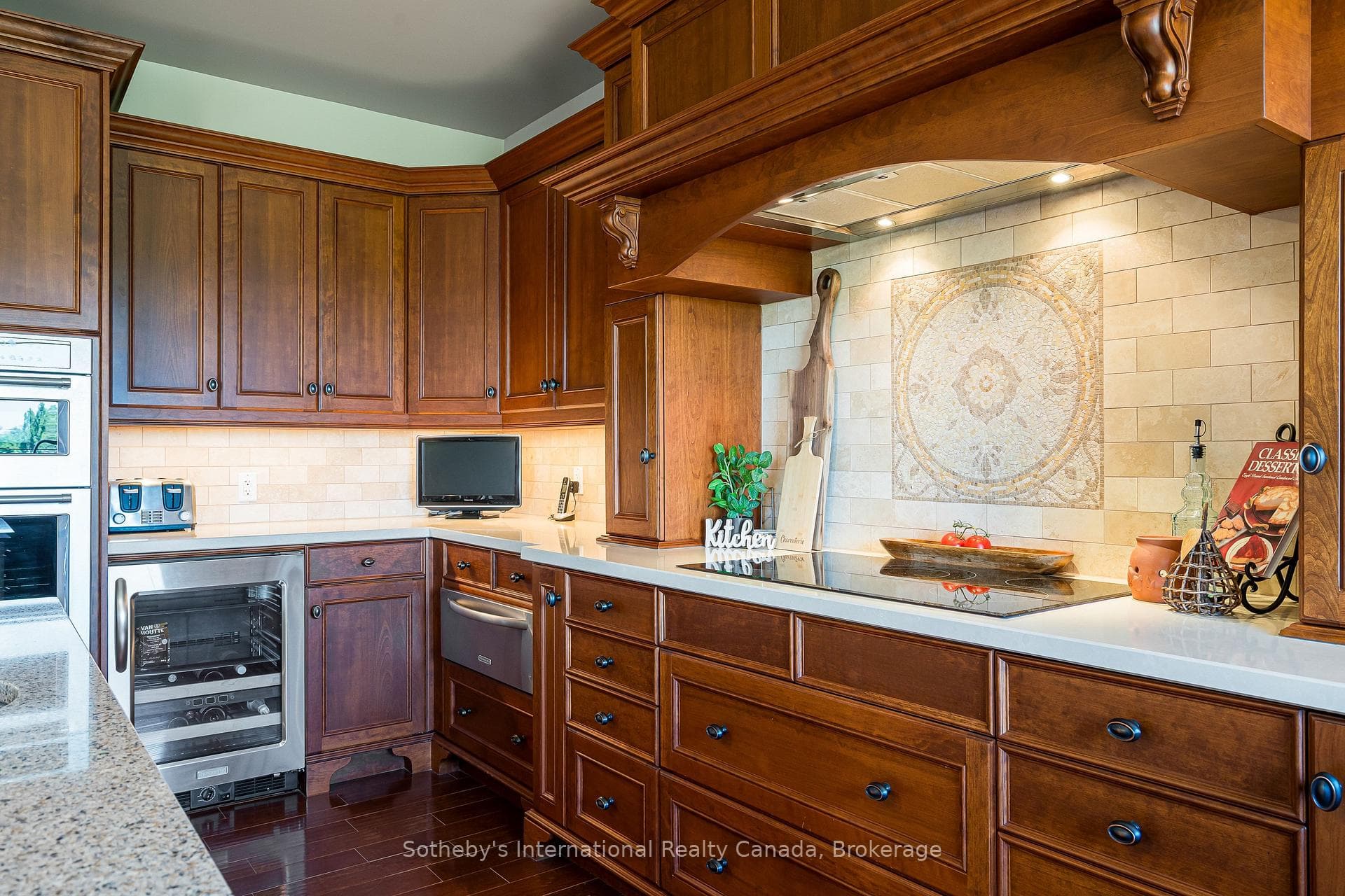 46 SYDENHAM Trail photo 14