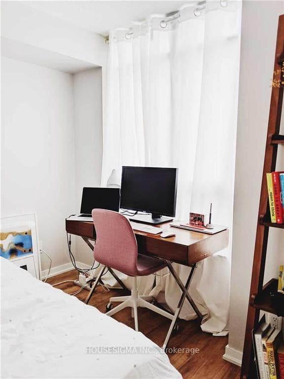 38 Joe Shuster Way Unit 1309 photo 8