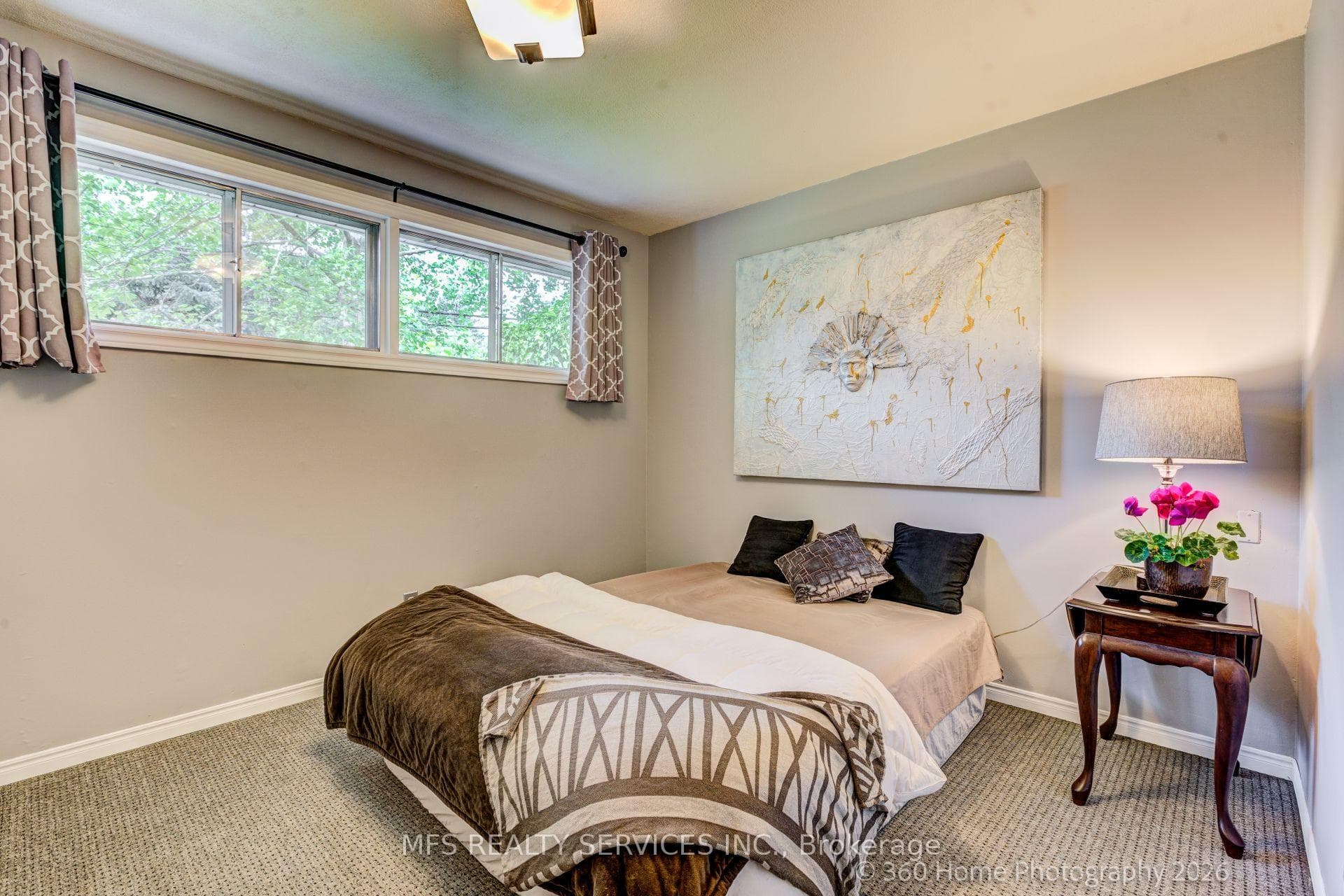 47 Deep Dene Drive photo 15
