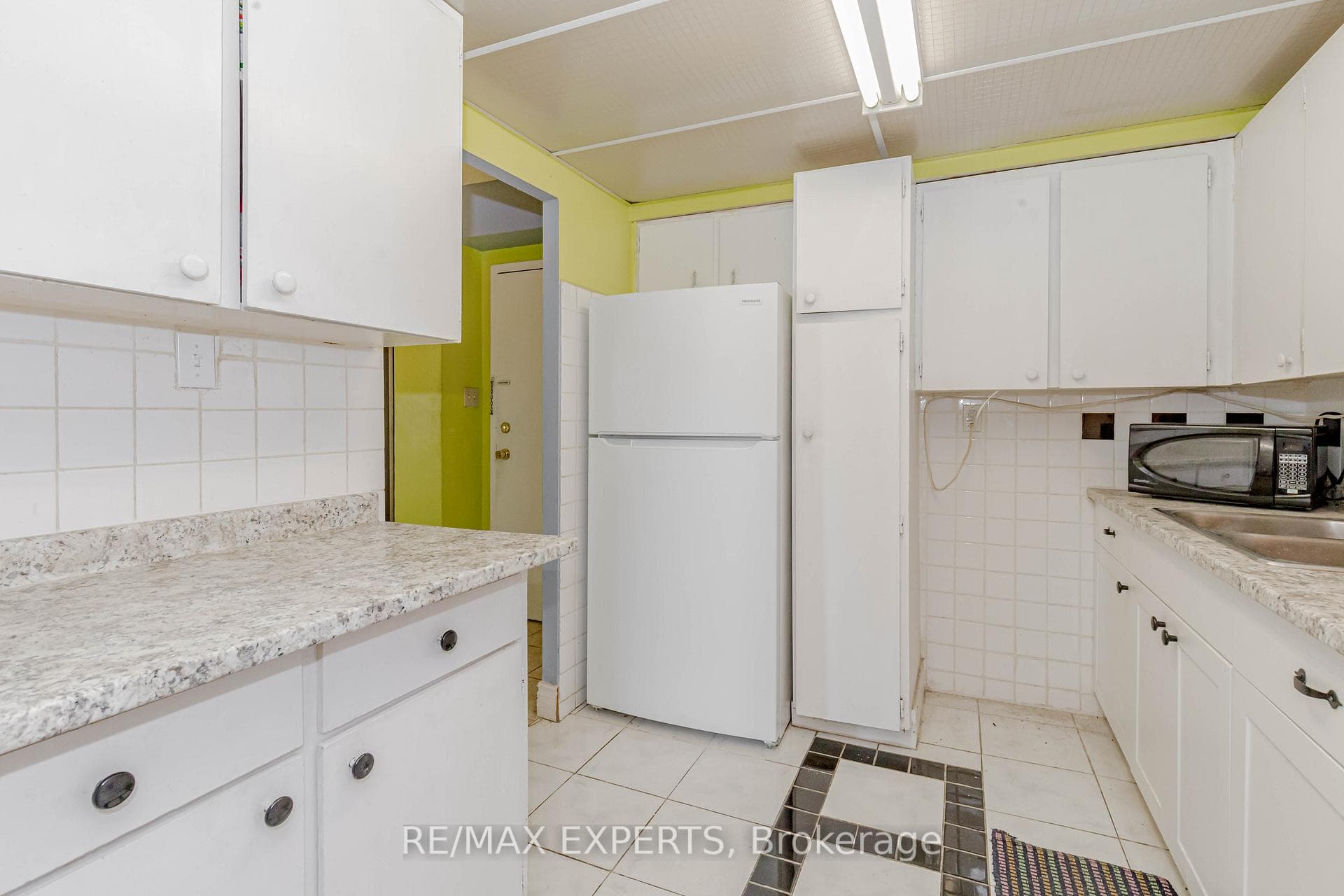 330 Dixon Road Unit 1902 photo 15