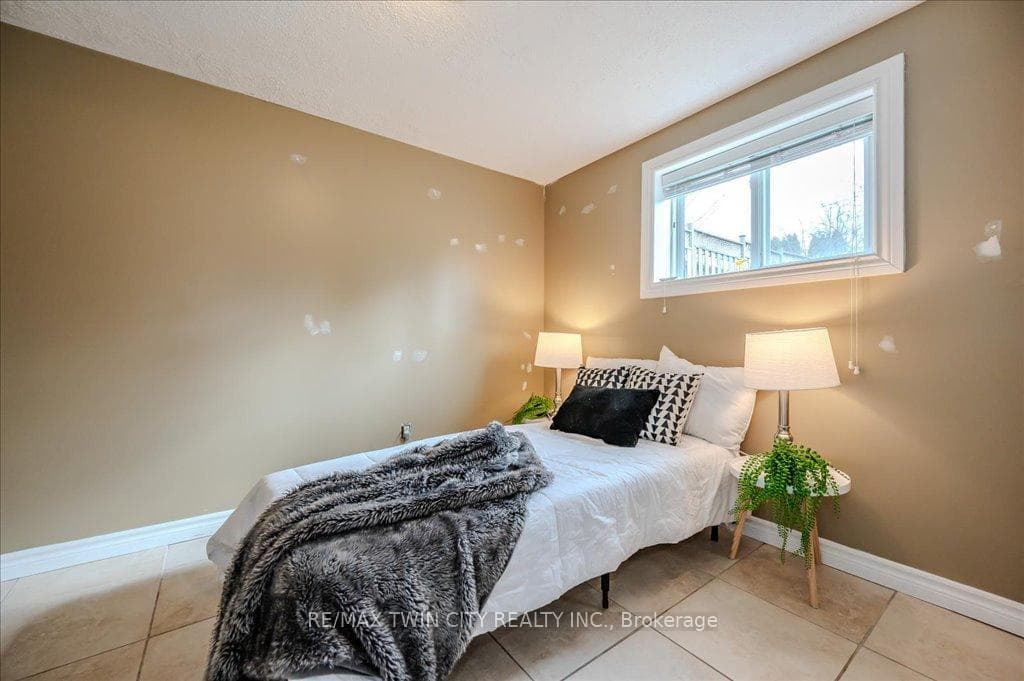 63 Markwood Drive photo 33