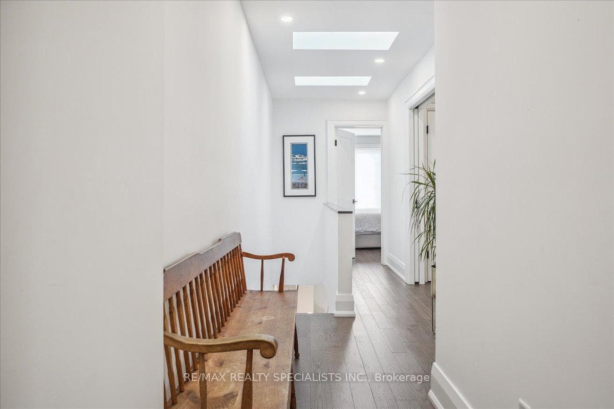 128 Riverdale Avenue photo 19