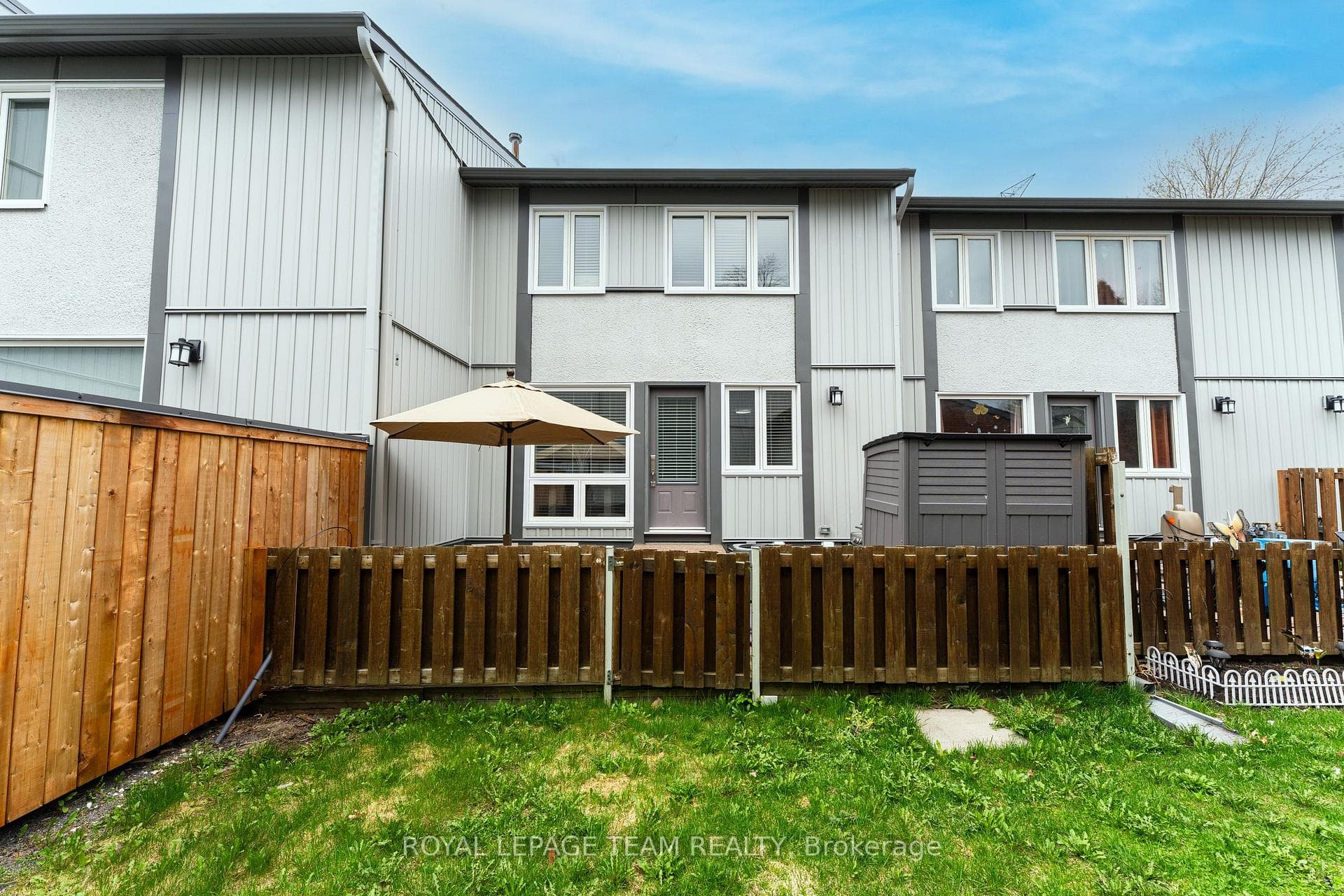 18 Benlea Drive Unit C photo 41