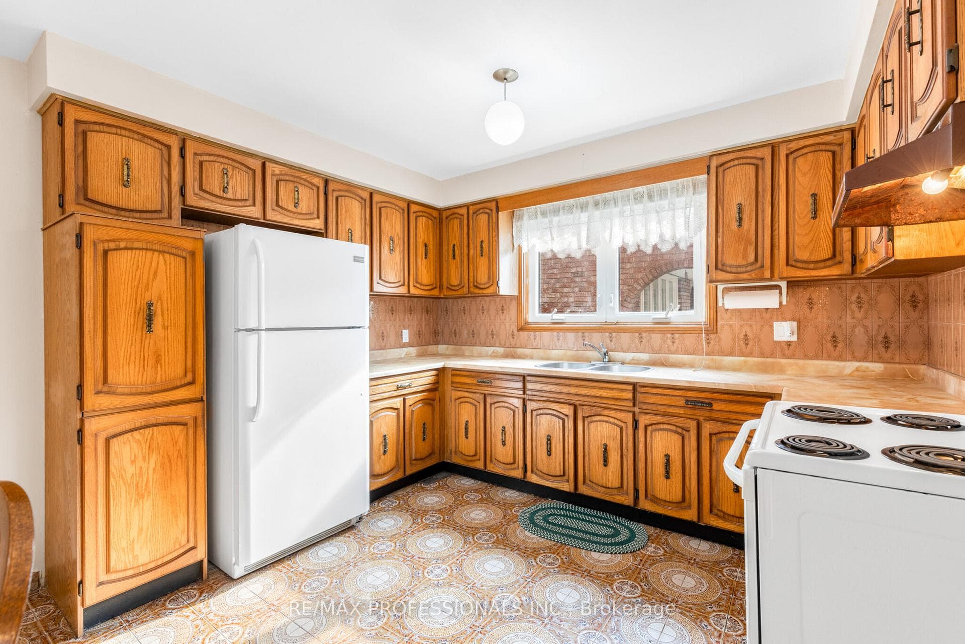 35 Prennan Avenue photo 13